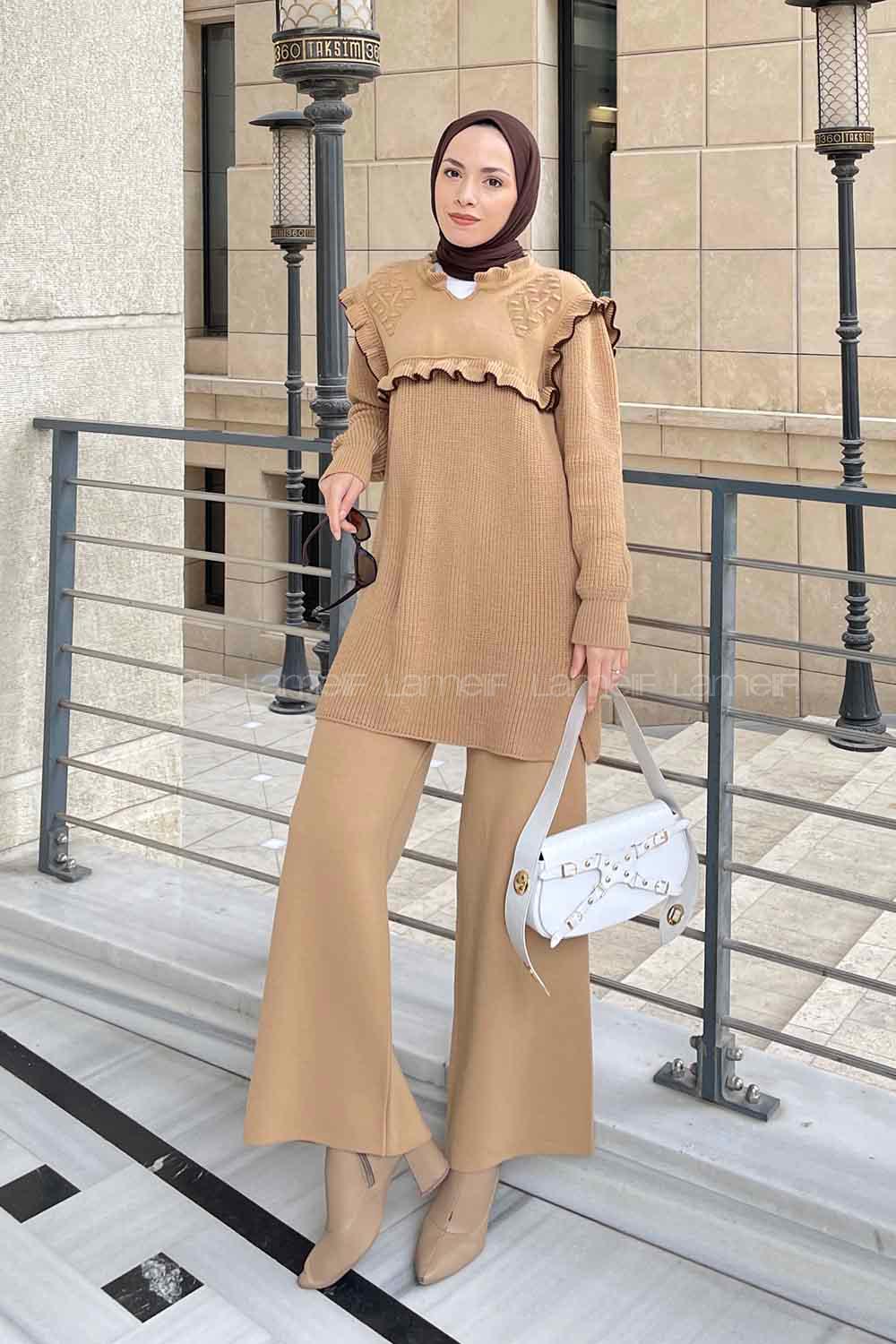 Lamelif Fırfırlı Triko İkili Tesettür Takım Sütlü Kahve