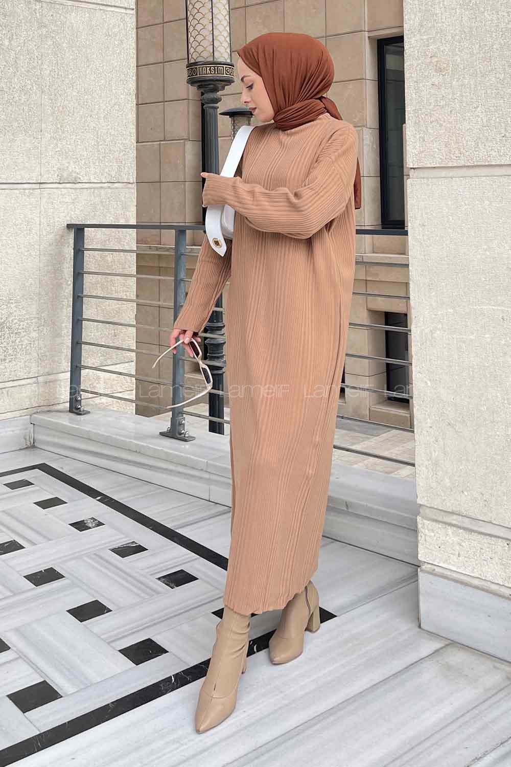 Lamelif Fitilli Triko Uzun Tesettür Elbise Sütlü Kahve