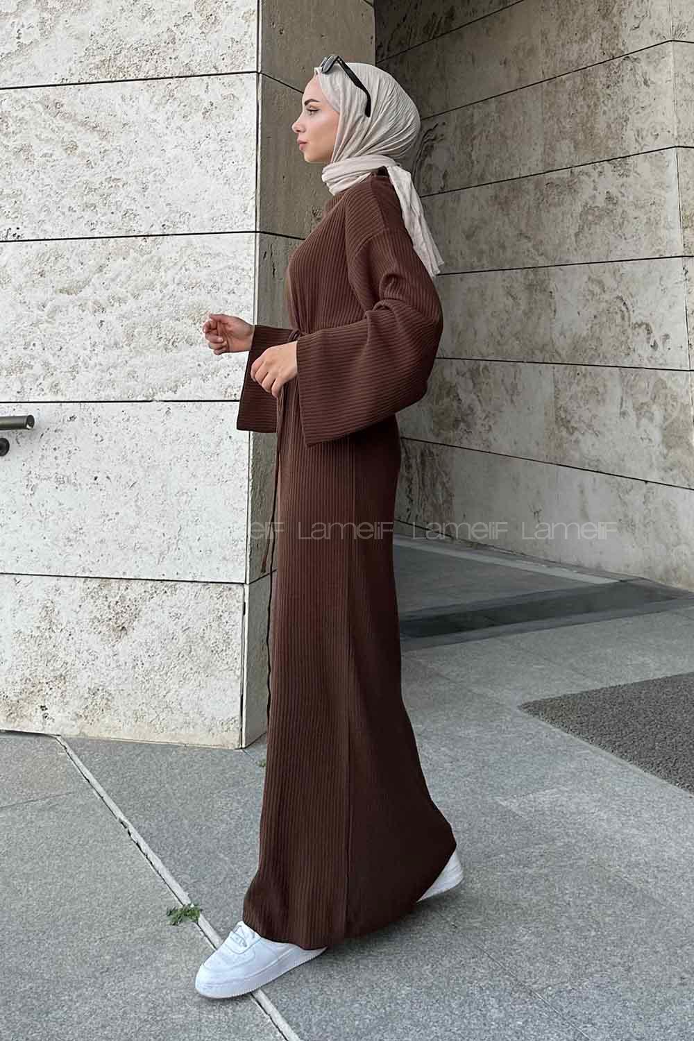 Bitter Brown Normal Neck Wool Acrylic Unprinted Dresess