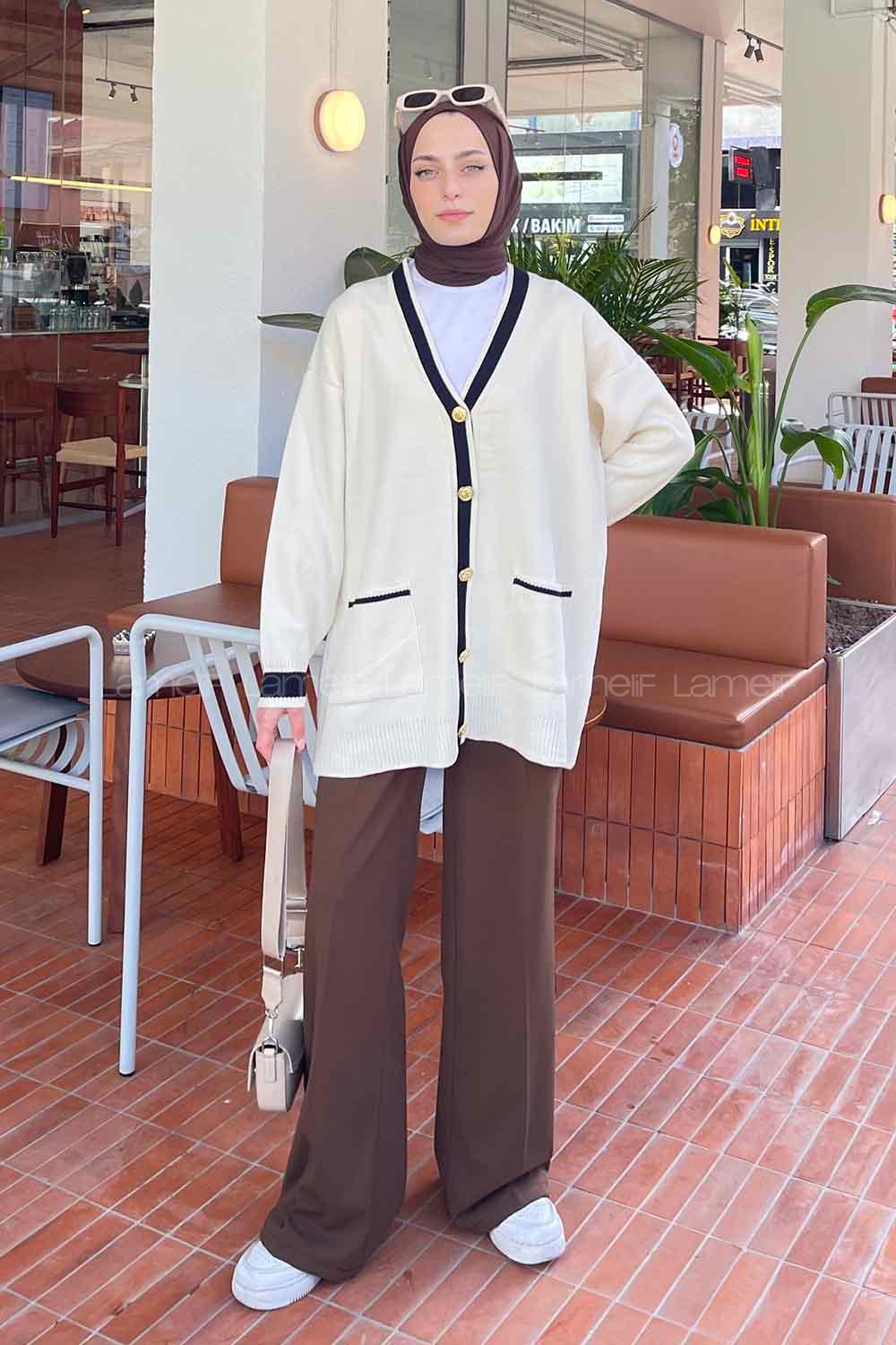 Lamelif Gold Düğmeli Hırka Krem