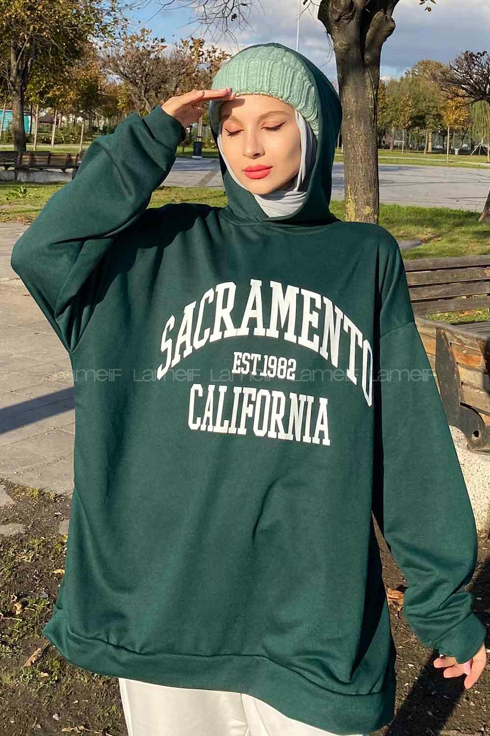 Emerald Green Hood Neck Long Arm Printed Sweatshirt