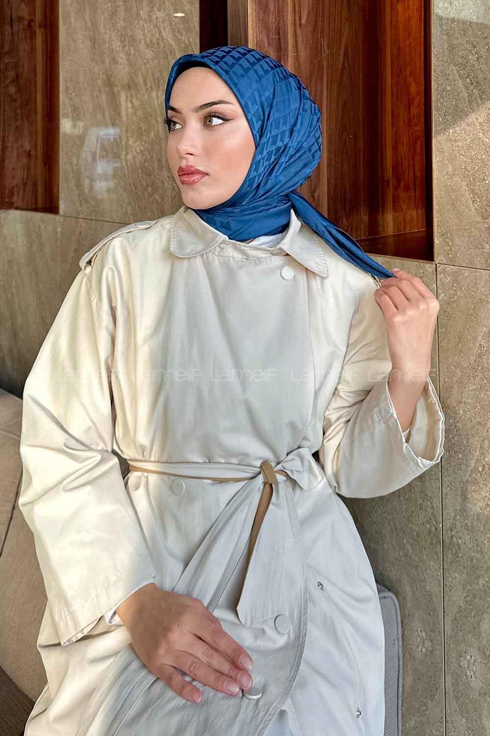 Lamelif Geometrik Desen Jakar Eşarp Gece Mavisi