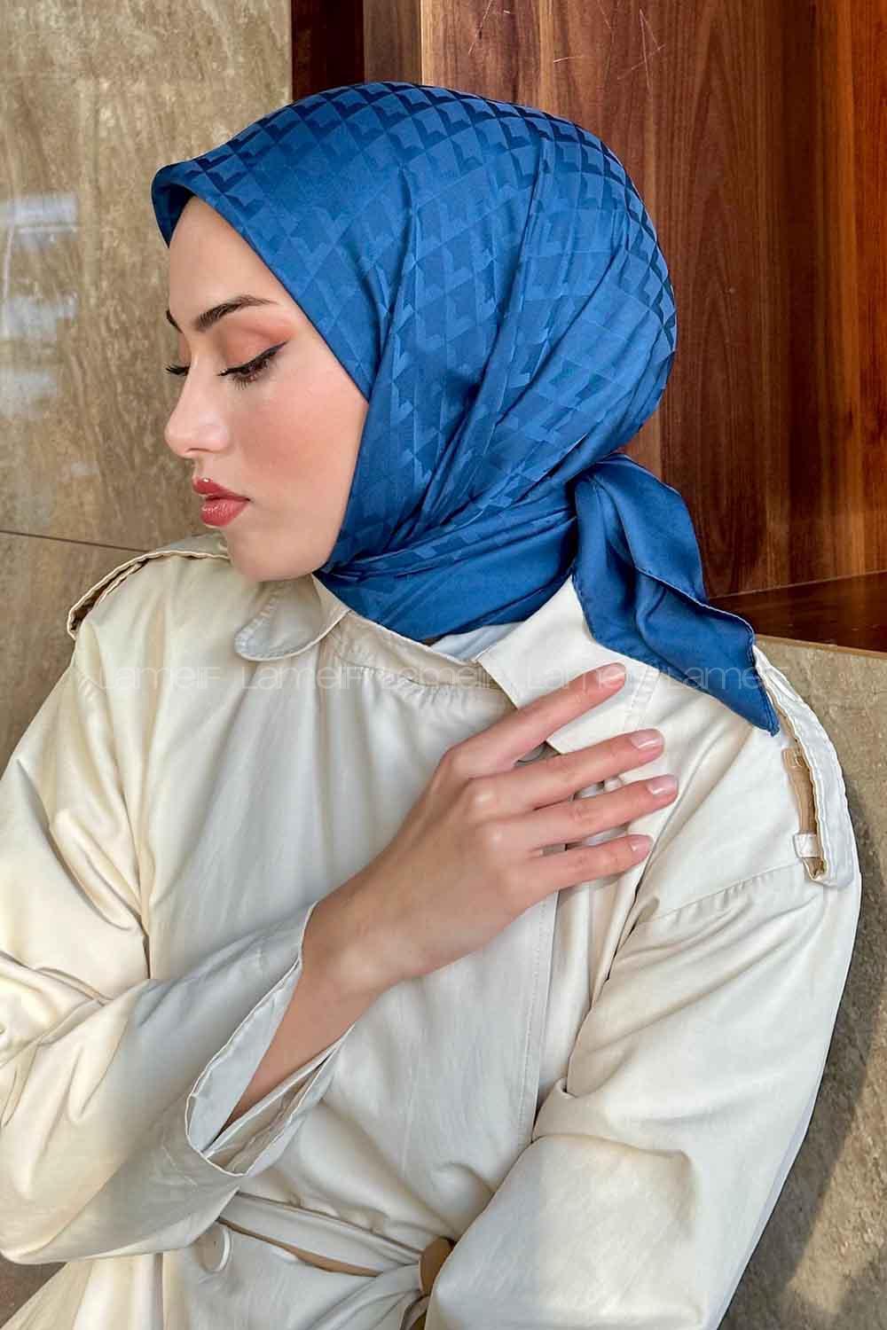 Lamelif Geometrik Desen Jakar Eşarp Gece Mavisi