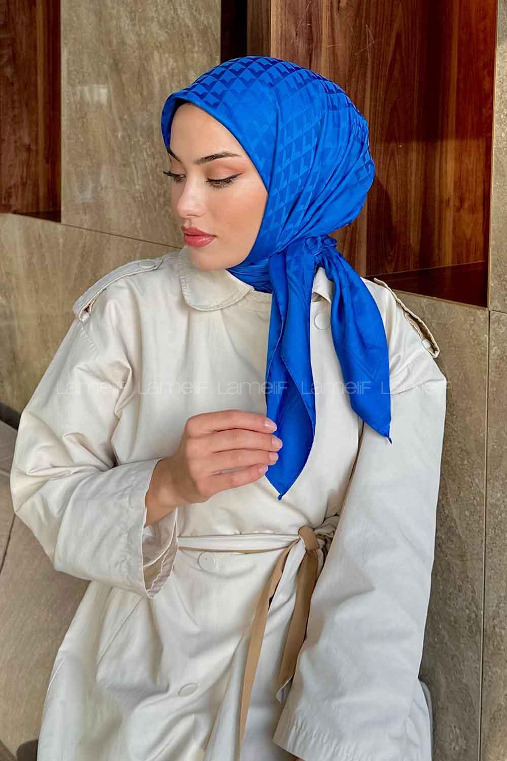 Lamelif Geometrik Desen Jakar Eşarp Saks Mavisi