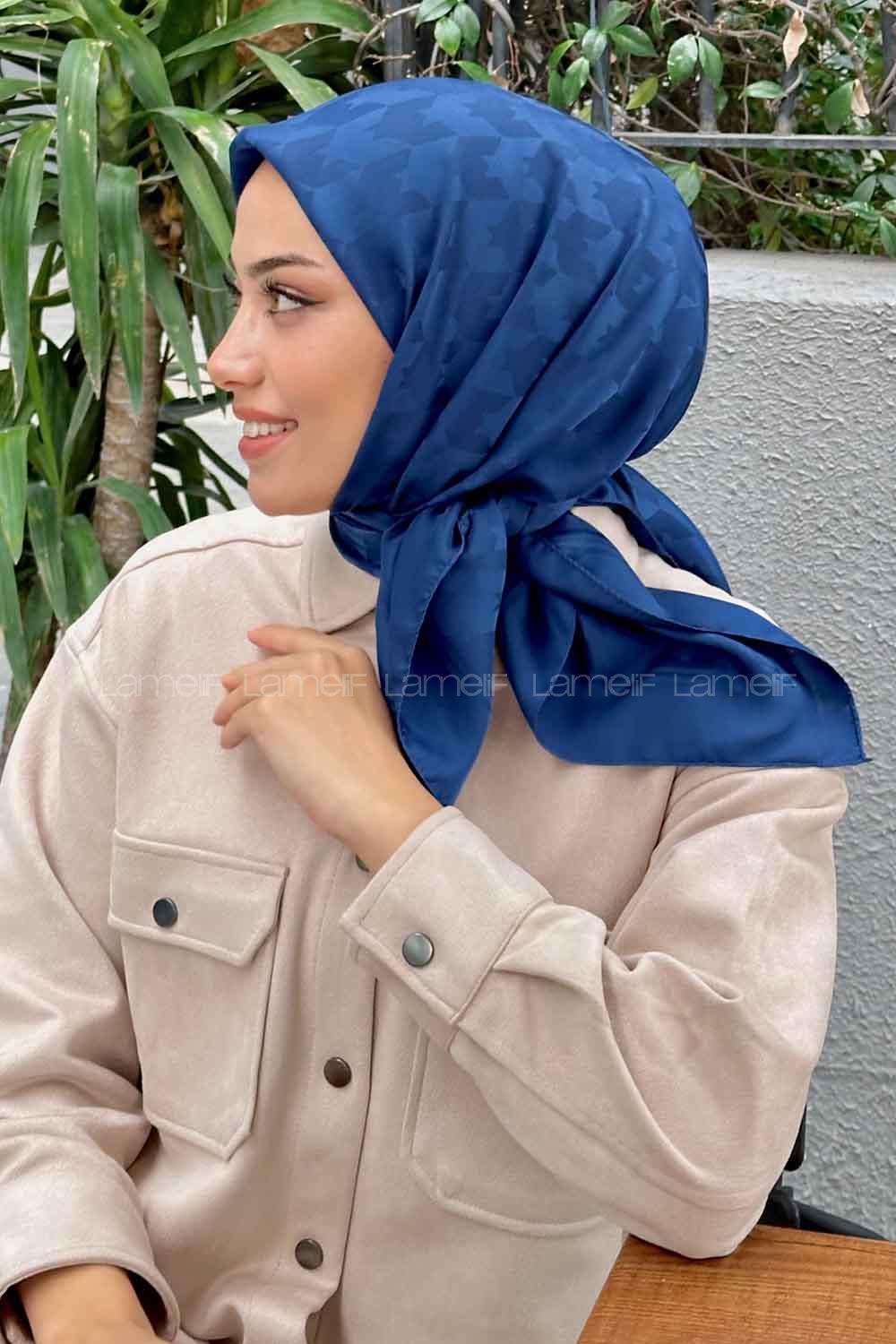 Lamelif Kazayağı Desen Jakar Eşarp Gece Mavisi