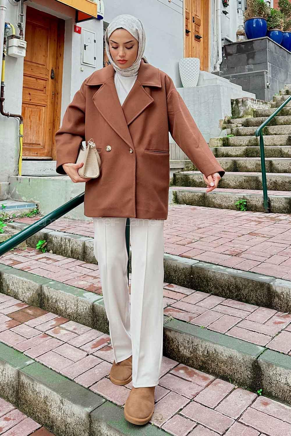 Lamelif Kruvaze Yaka Kısa Kaşe Kaban Kahverengi