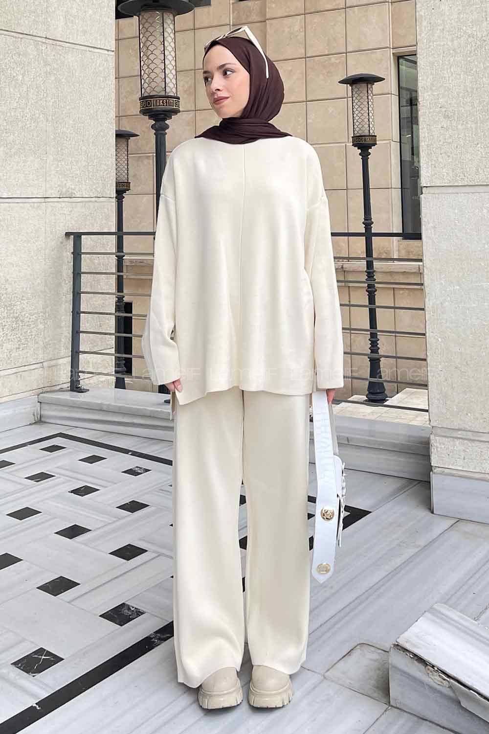 Ecru Choker Neck Long Arm Without Accessories Knitwear Regular Trousers Comfortable Suit