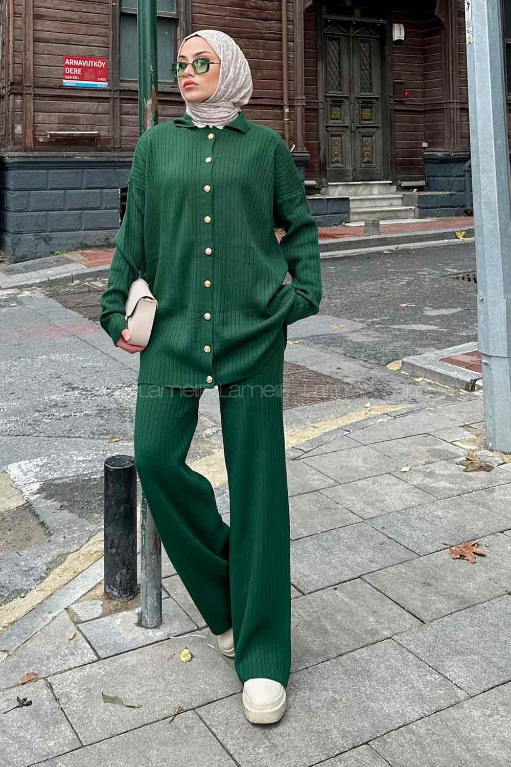 Lamelif  Polo Yaka Düğmeli Tesettür Takım Zümrüt