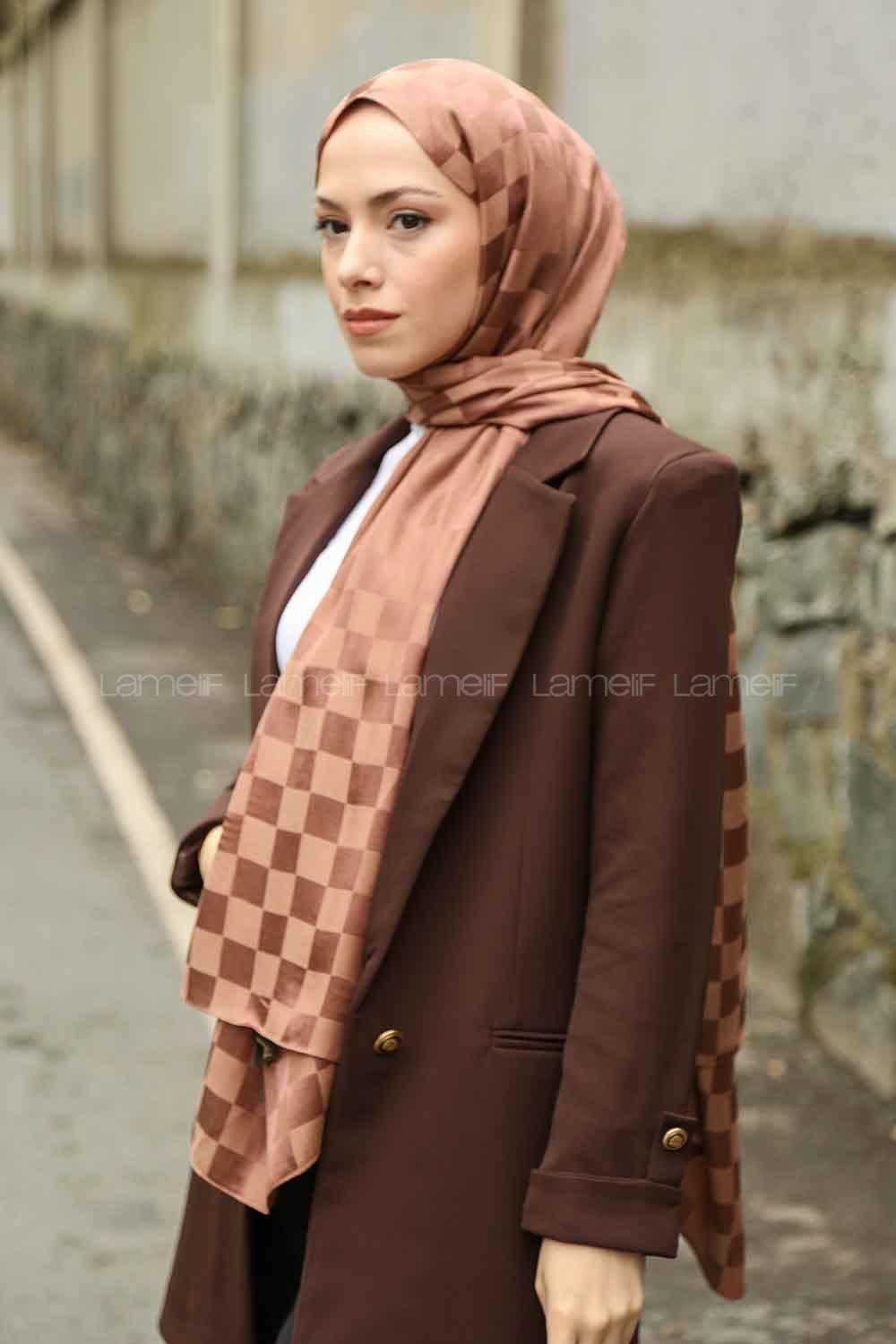 Lamelif Dama Desen Jakar Şal Kahverengi