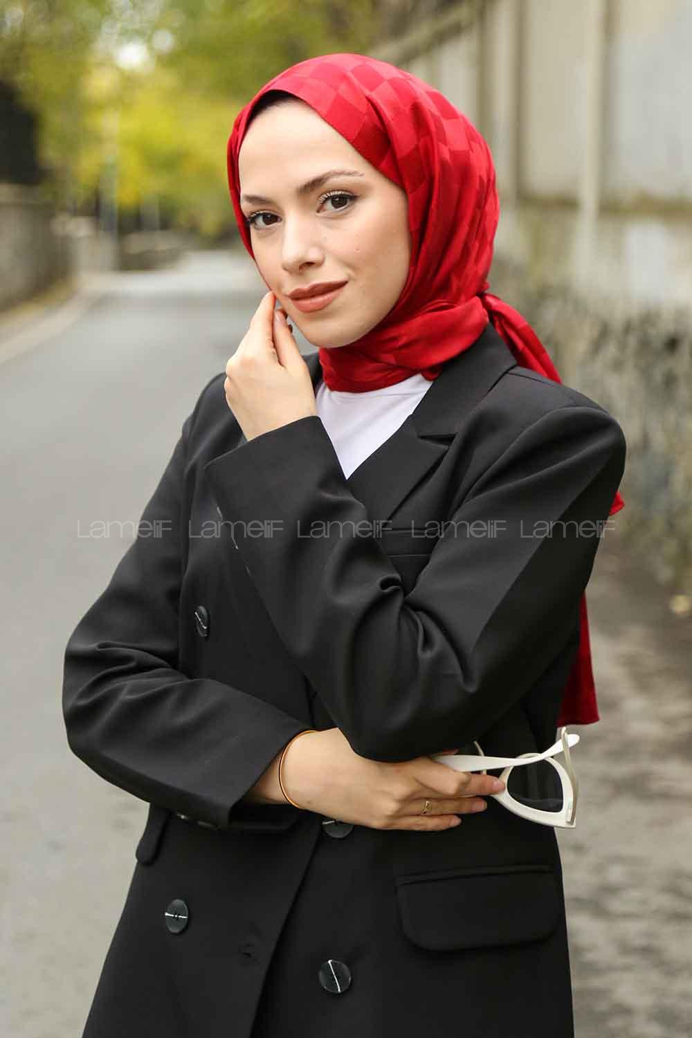 Lamelif Dama Desen Jakar Şal Kırmızı