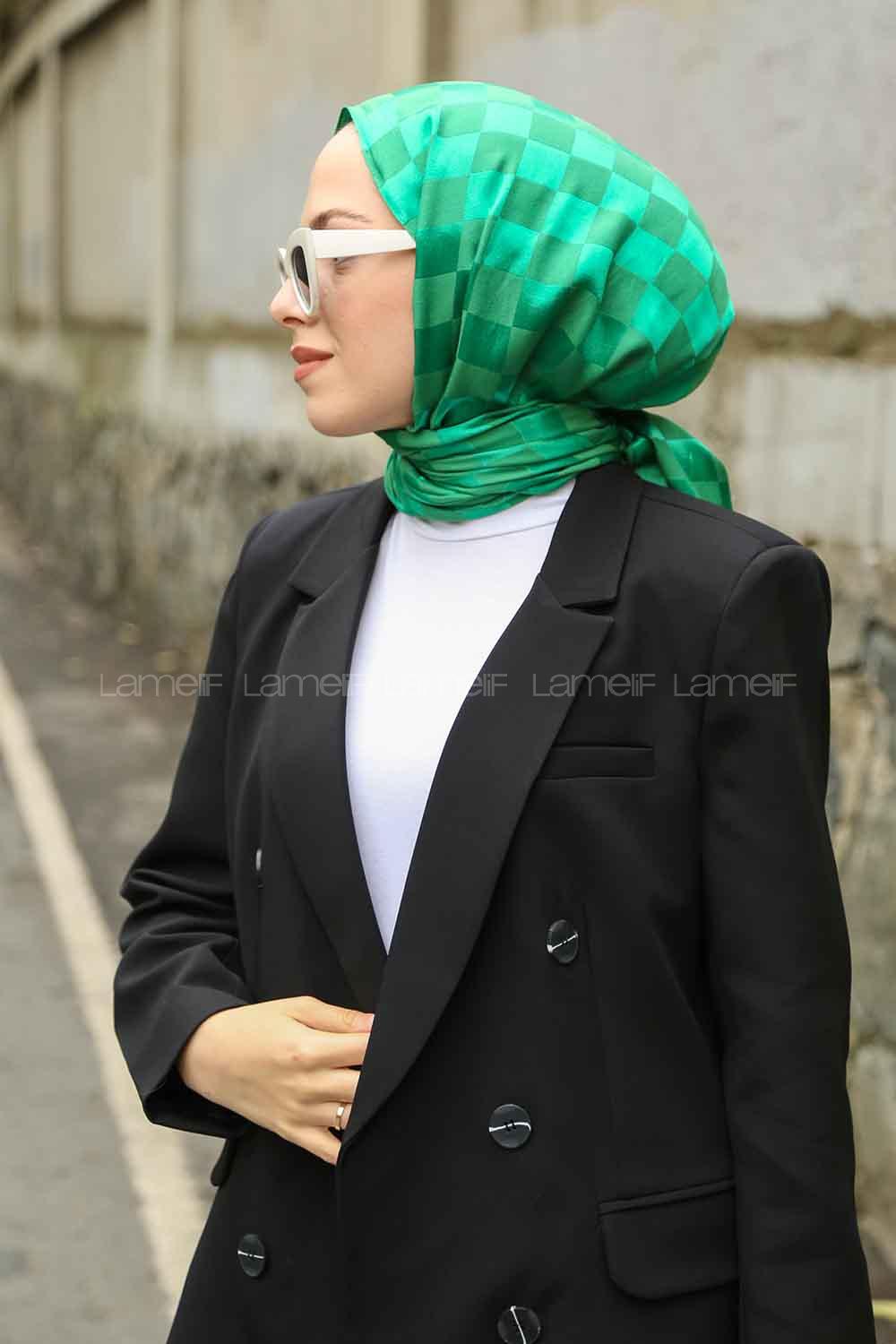 Lamelif Dama Desen Jakar Şal Yeşil