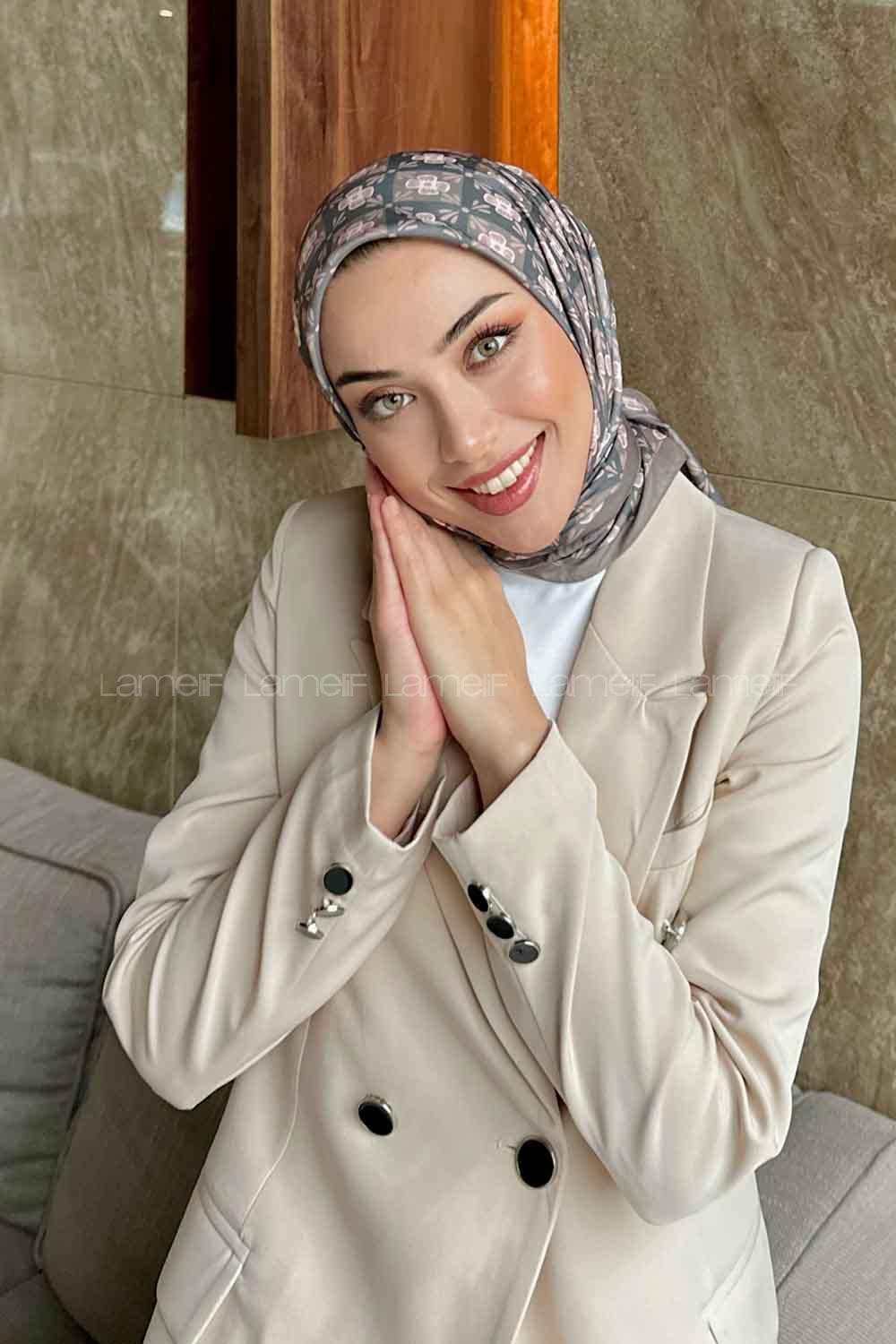 Lamelif Etnik Çiçek Desen Soft Eşarp Serisi Kahverengi