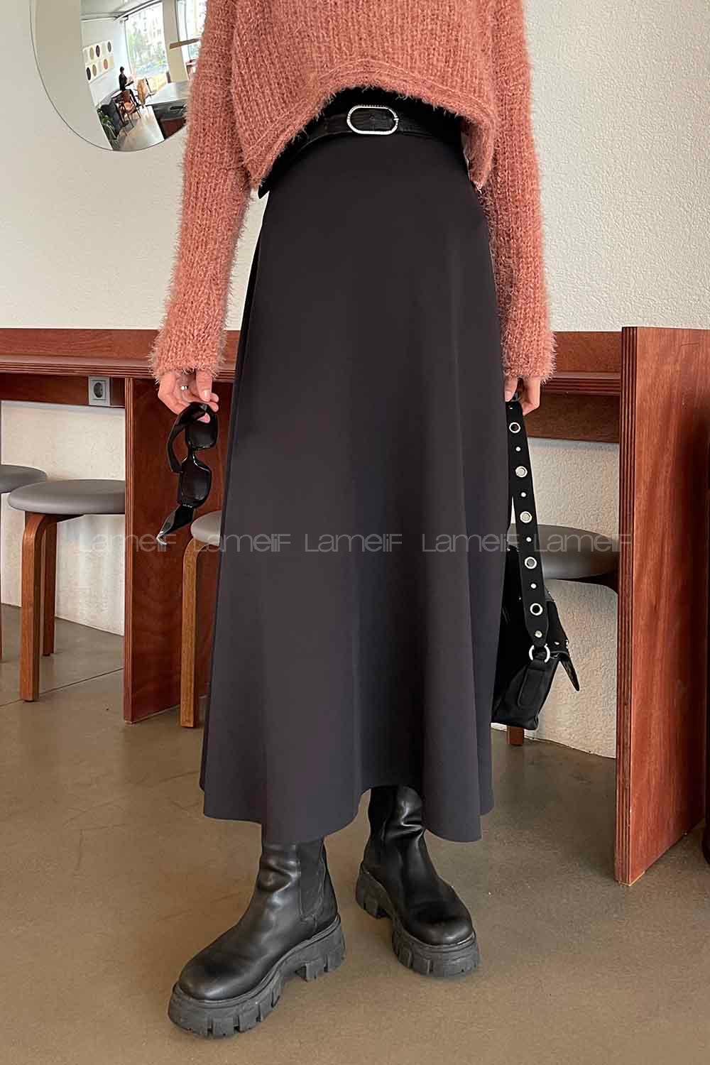 Lamelif Scuba Kumaş Kloş Etek Siyah