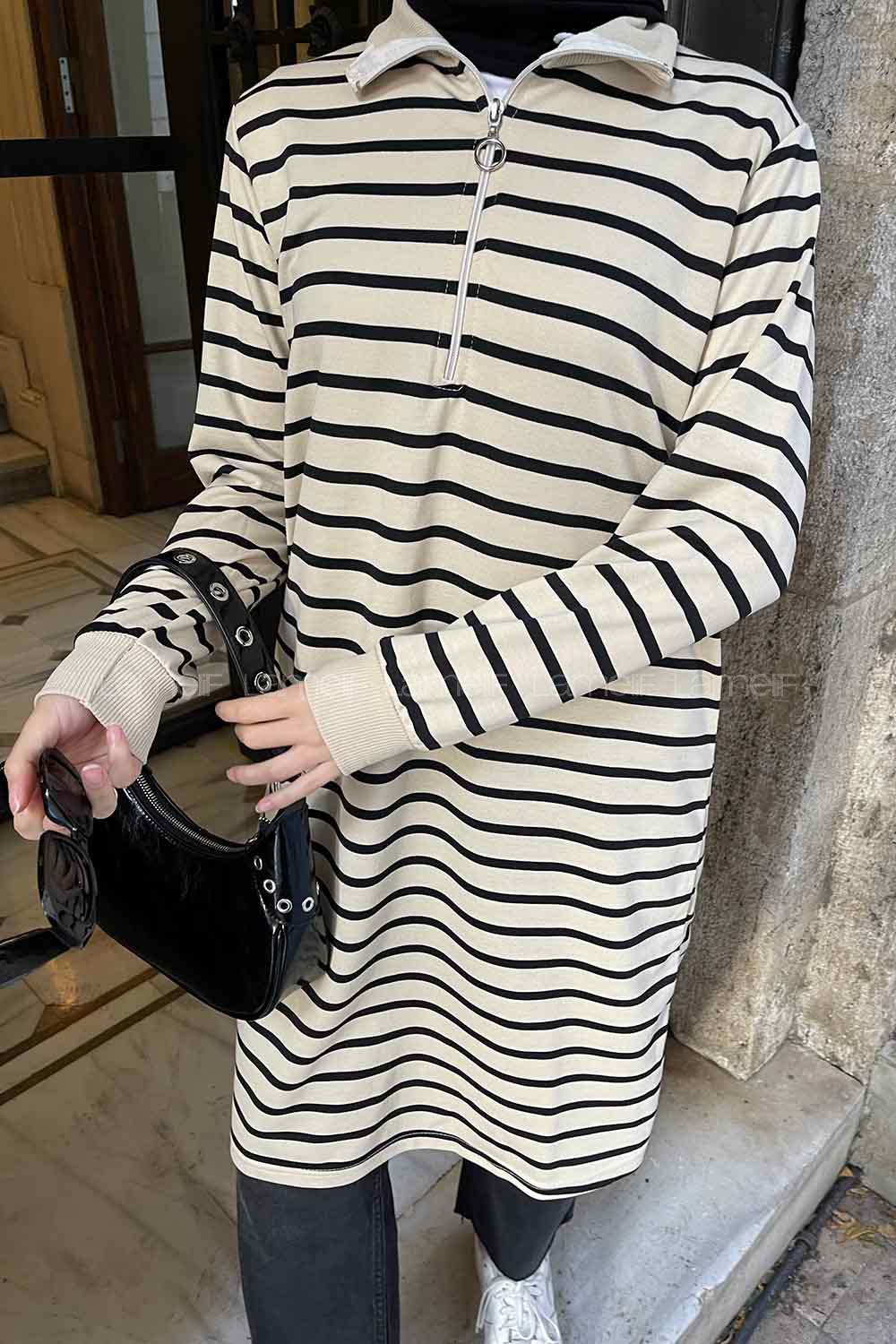 Black Choker Neck Two Threads Tunic