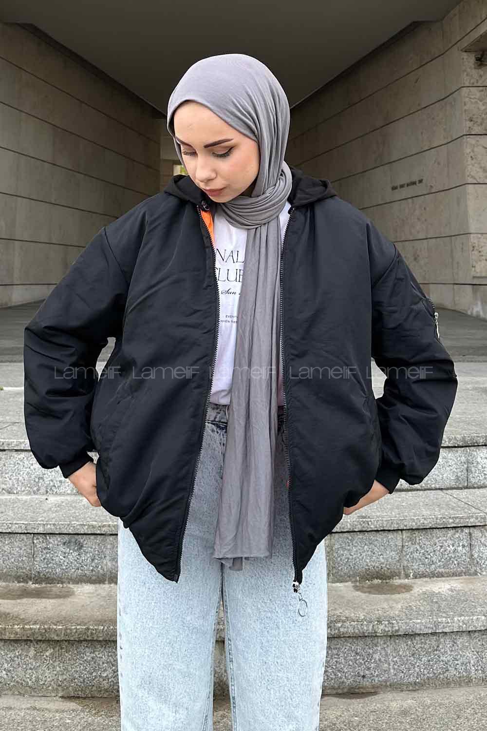 Black Zippered Neck Long Arm Coat