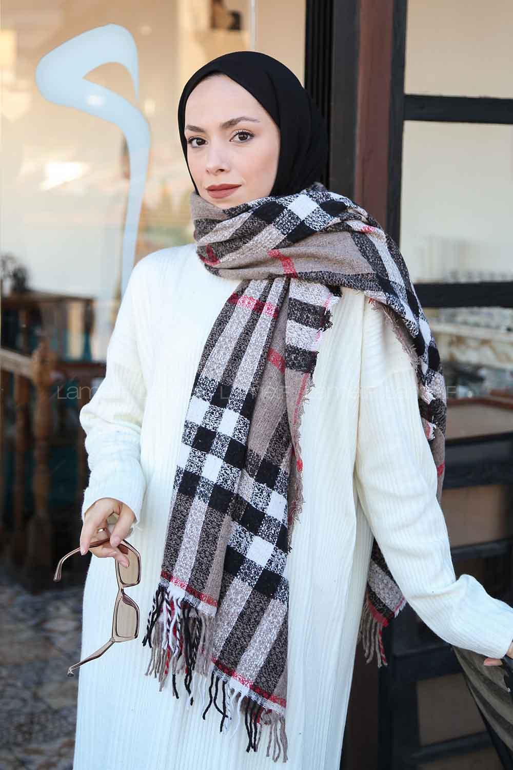 Lamelif Ekose Desen Omuz Şal Soft Kahve