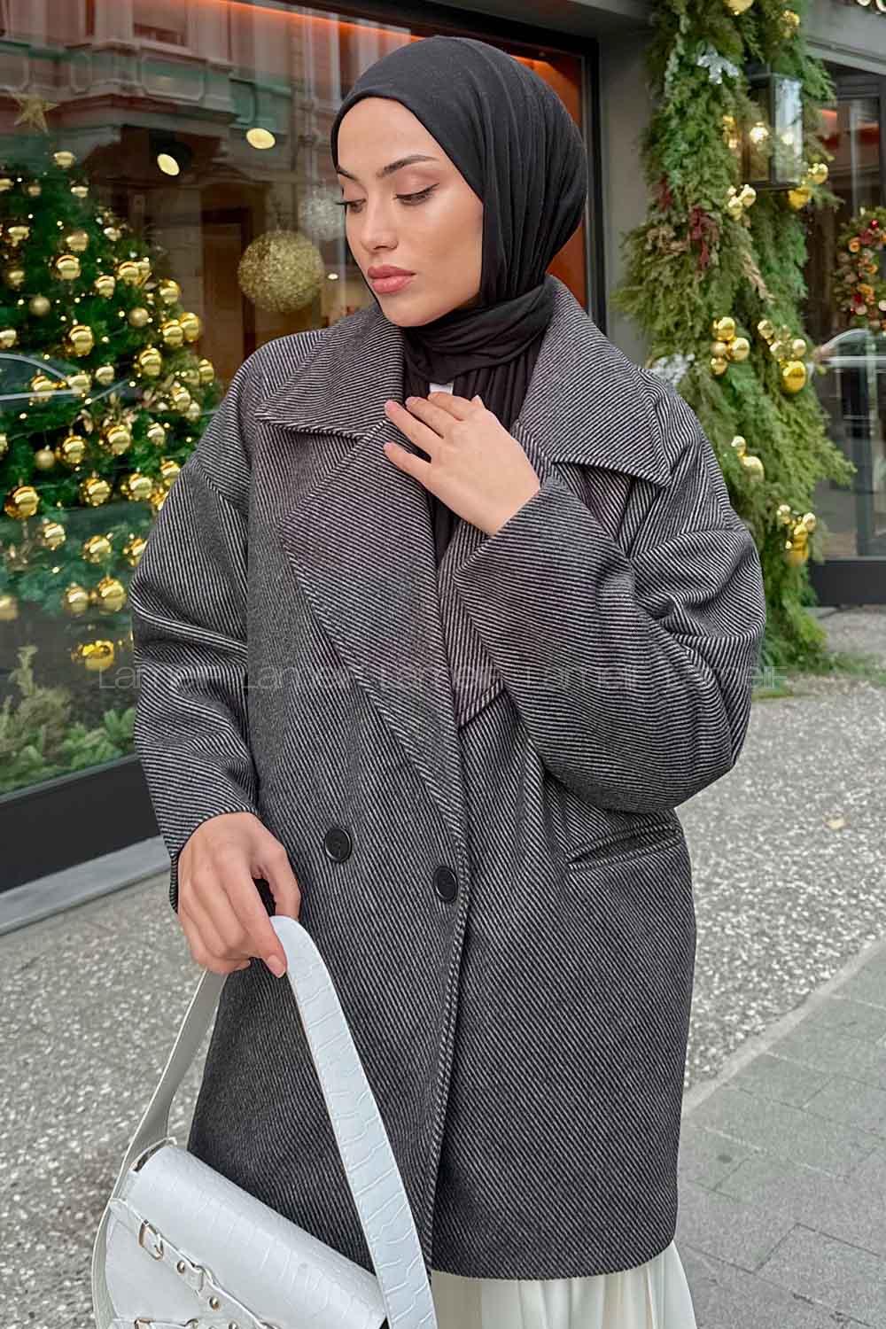 Black Medium V Neck Long Arm Stamp Fabric Coat