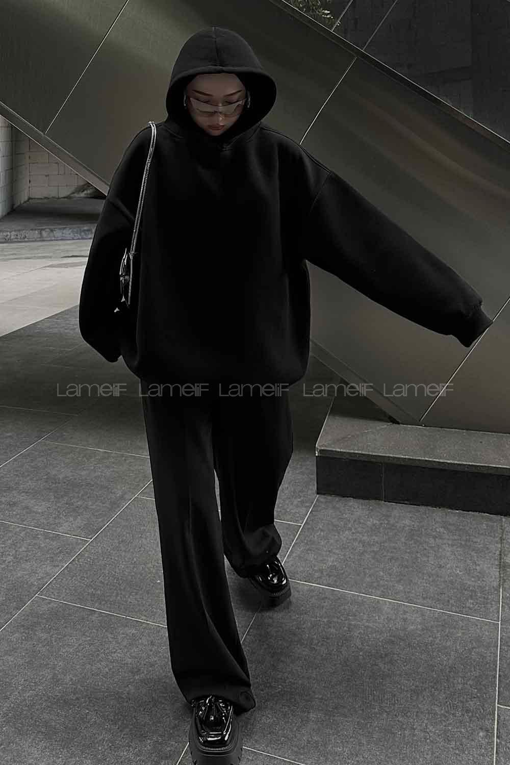 Lamelif Kapüşonlu Salaş Sweatshirt Siyah