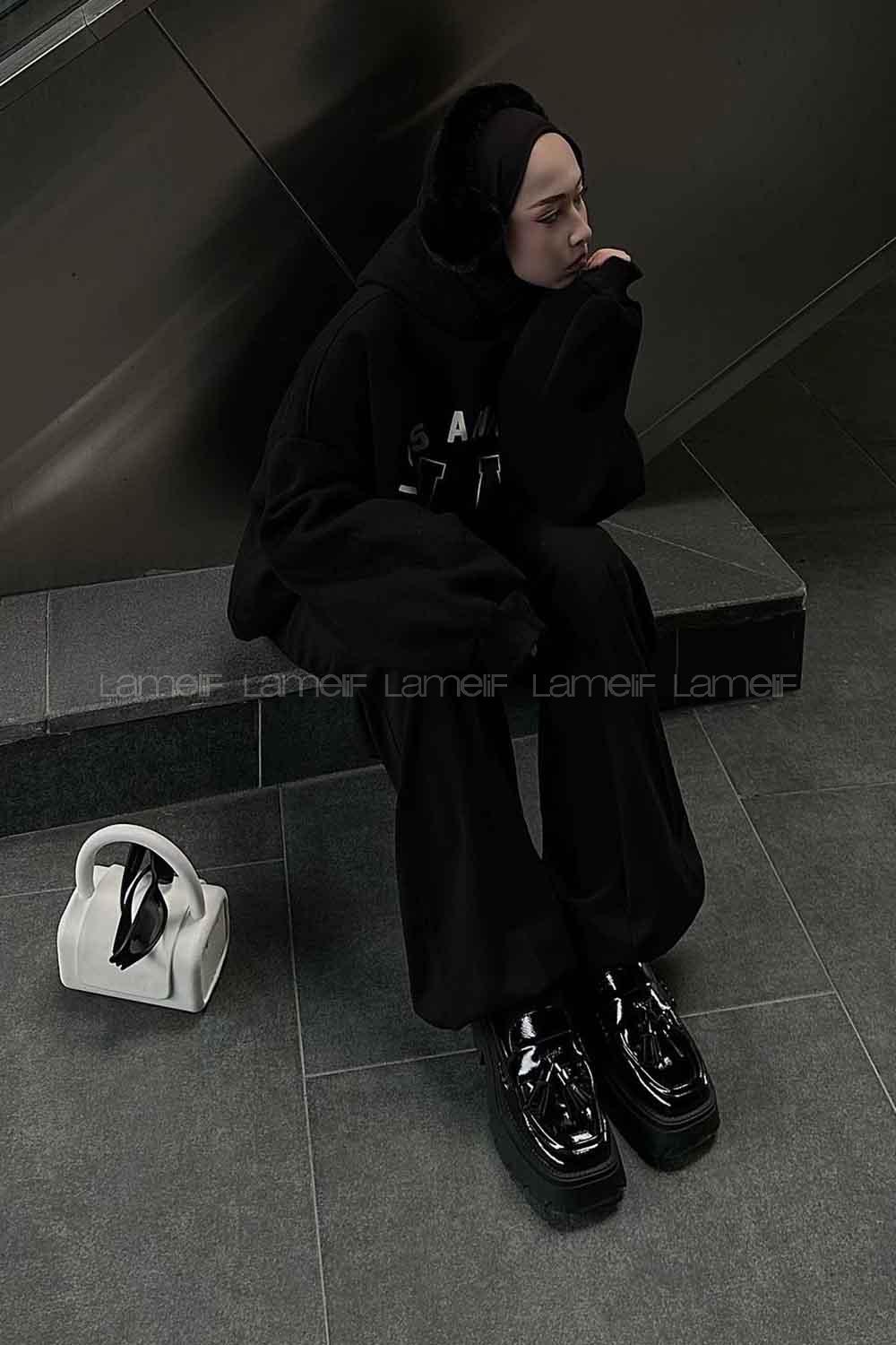 Black Hood Neck Long Arm Printed Sweatshirt