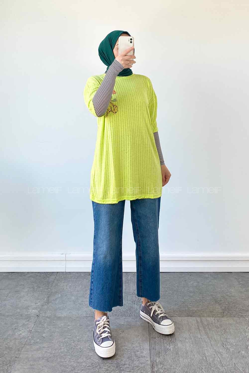 Neon Green Crew Neck Short Arm Combed Fabric Printed T-shirt