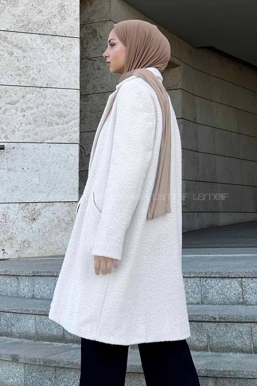 Ecru Lower V Neck Long Arm Wool Coat