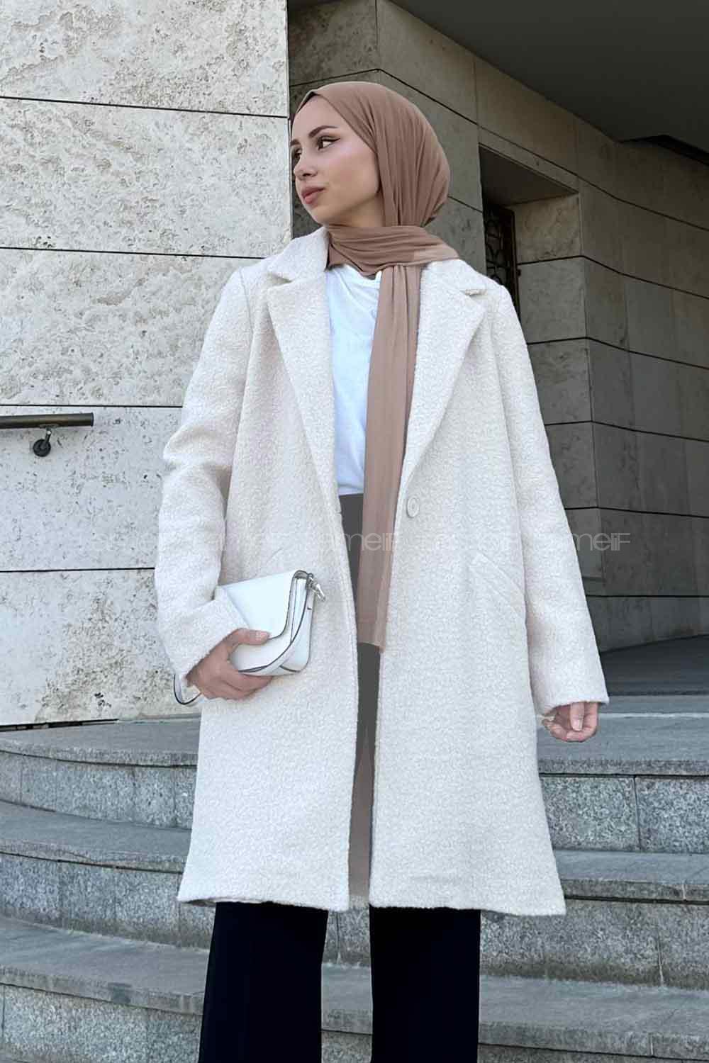 Ecru Lower V Neck Long Arm Wool Coat