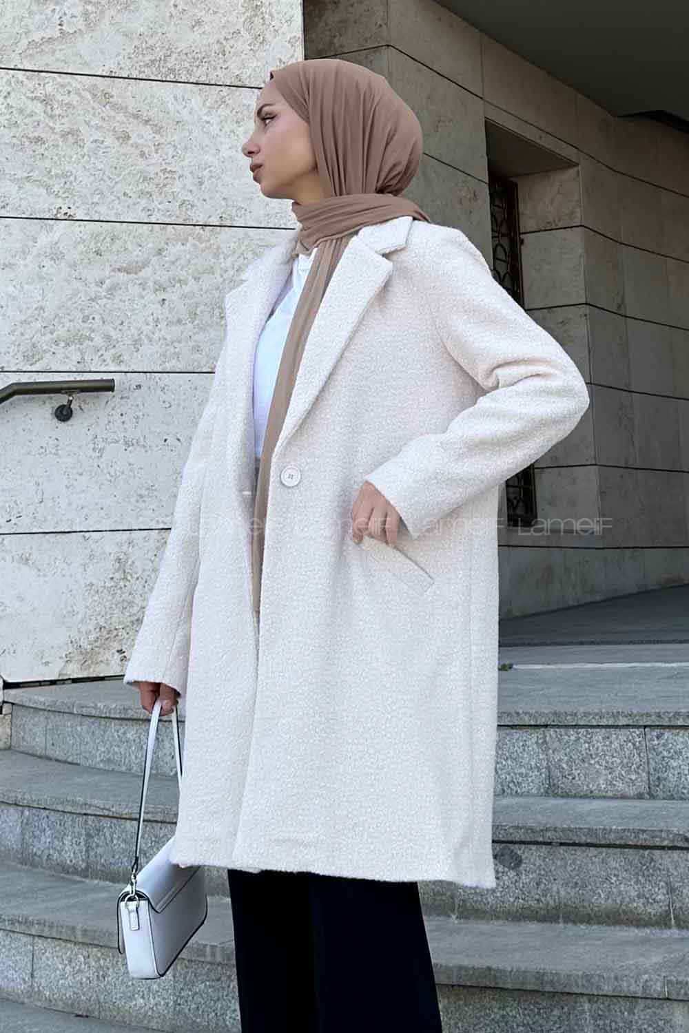Ecru Lower V Neck Long Arm Wool Coat