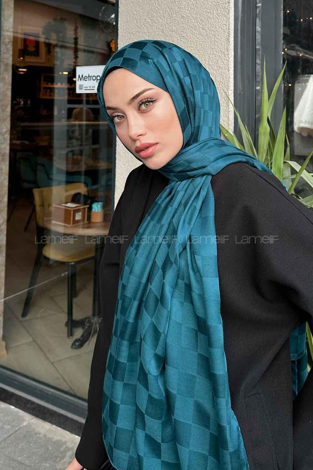 Lamelif Dama Desen Jakar Şal Petrol Mavisi