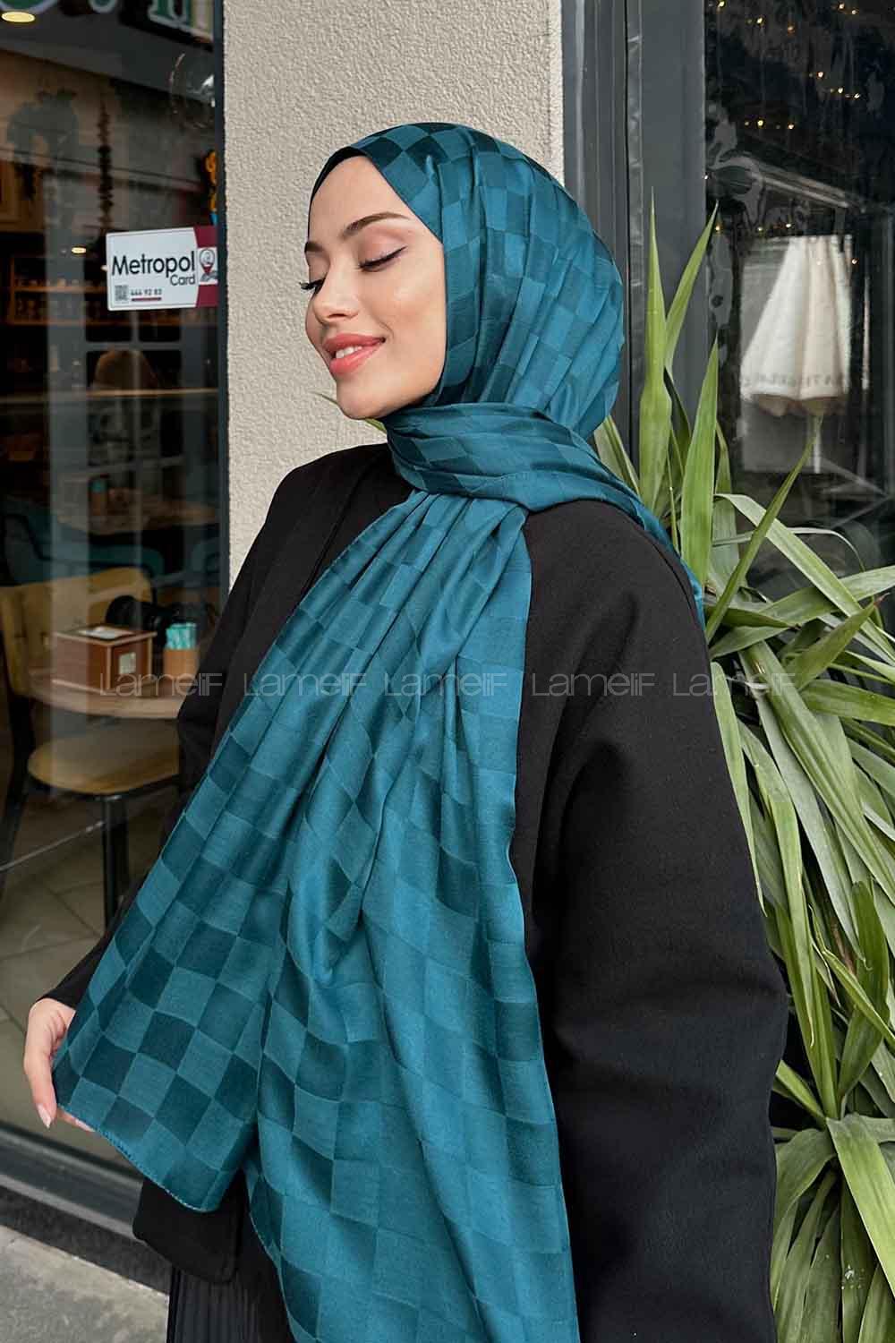 Lamelif Dama Desen Jakar Şal Petrol Mavisi