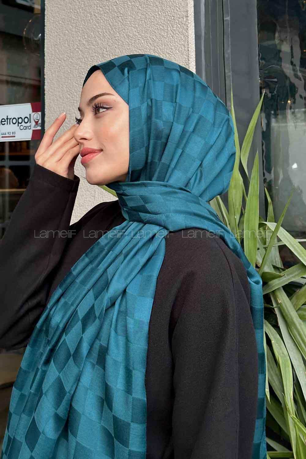 Lamelif Dama Desen Jakar Şal Petrol Mavisi