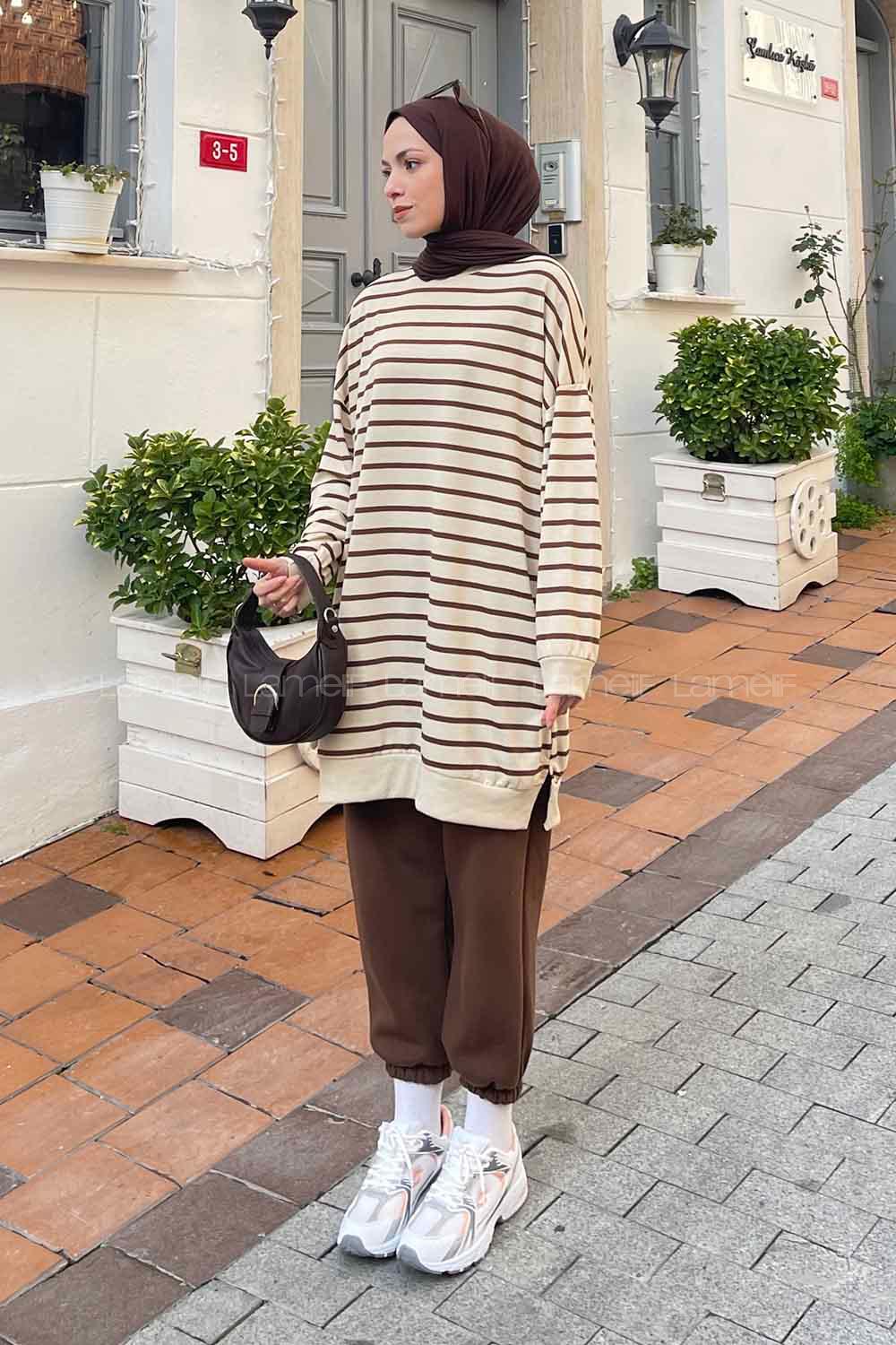 Bitter Brown Crew Neck Long Arm Printed Sweatshirt