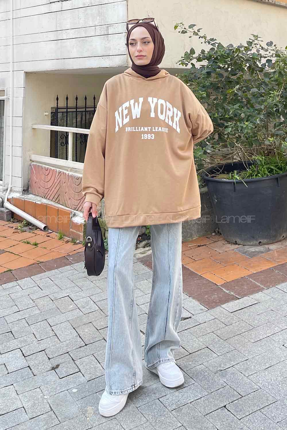 Lamelif Newyork Baskı Detaylı Kapüşonlu Sweatshirt Vizonrengi
