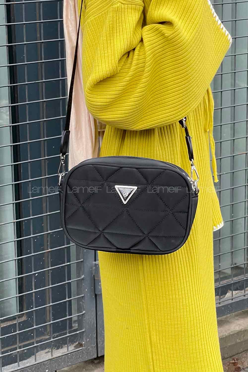 Lamelif Kapitone Detaylı Dona Kadın Çapraz Kadın Çanta Siyah