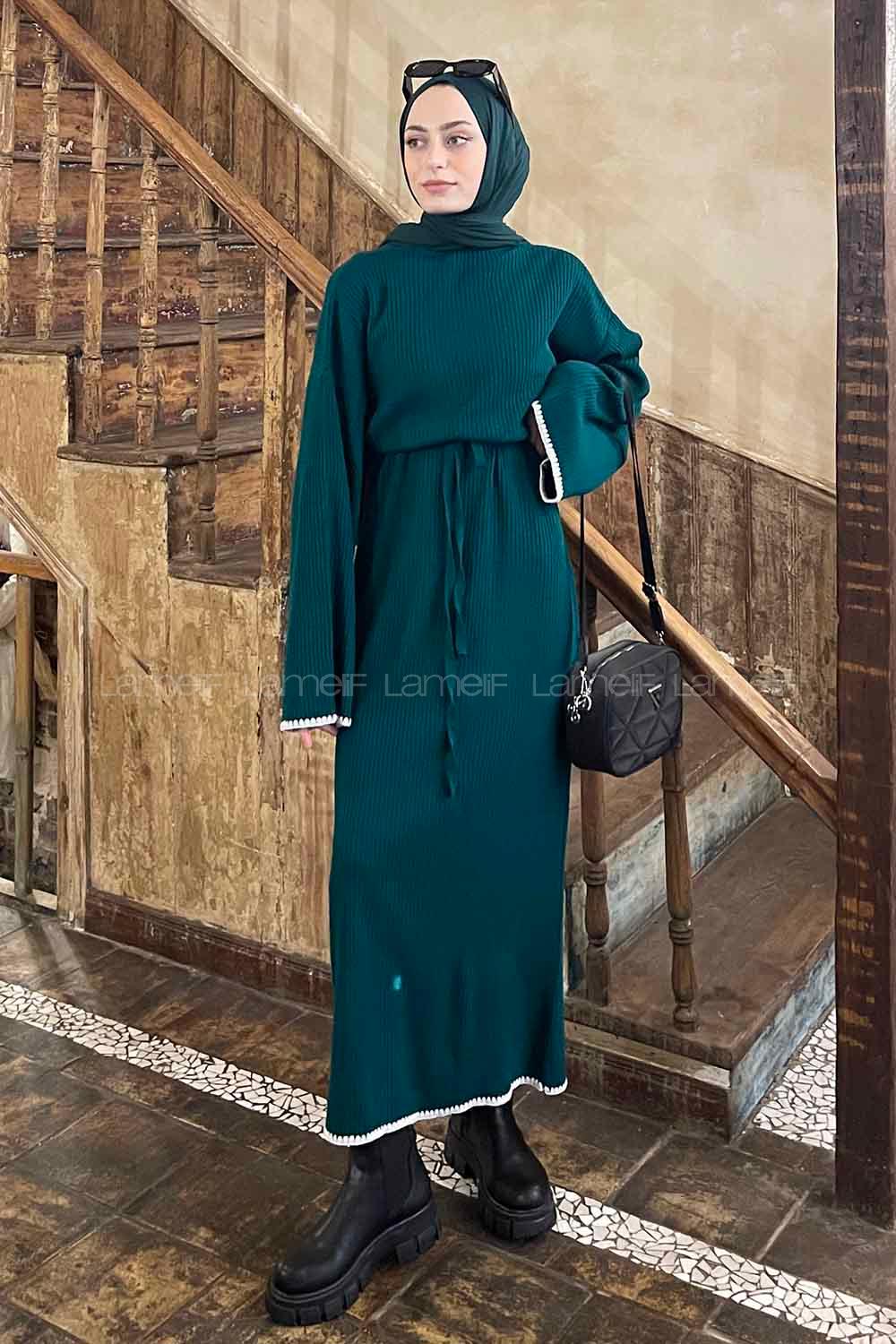 Lamelif Kol-Etek Ucu Nakışlı Triko Tesettür Elbise Zümrüt