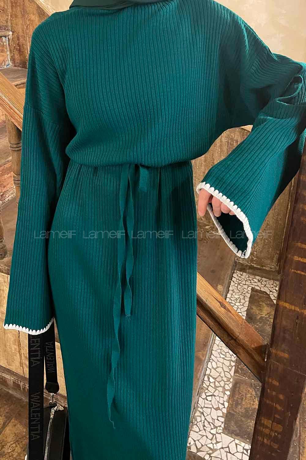 Lamelif Kol-Etek Ucu Nakışlı Triko Tesettür Elbise Zümrüt