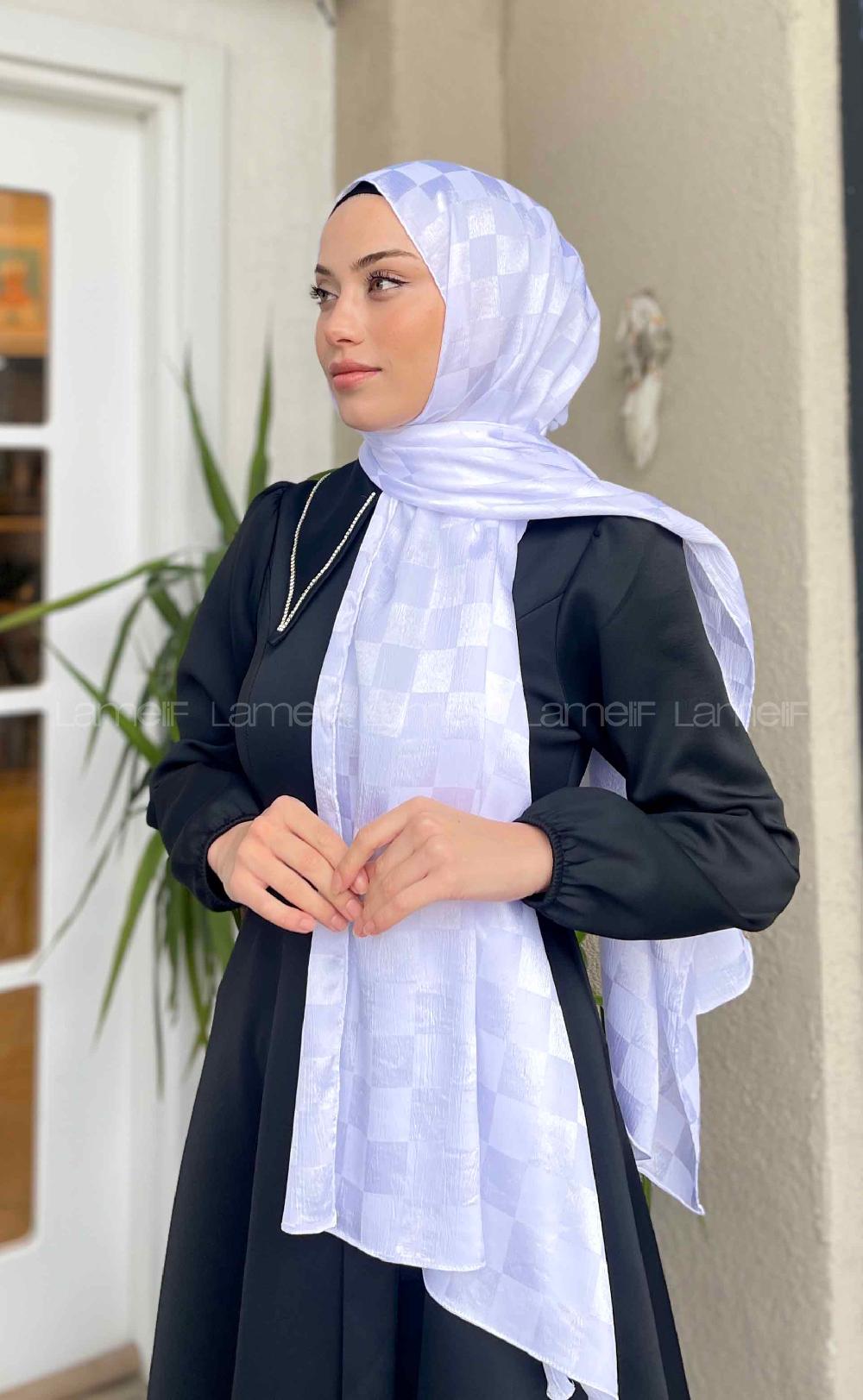 Lamelif Dama Desen Jakar Şal Beyaz