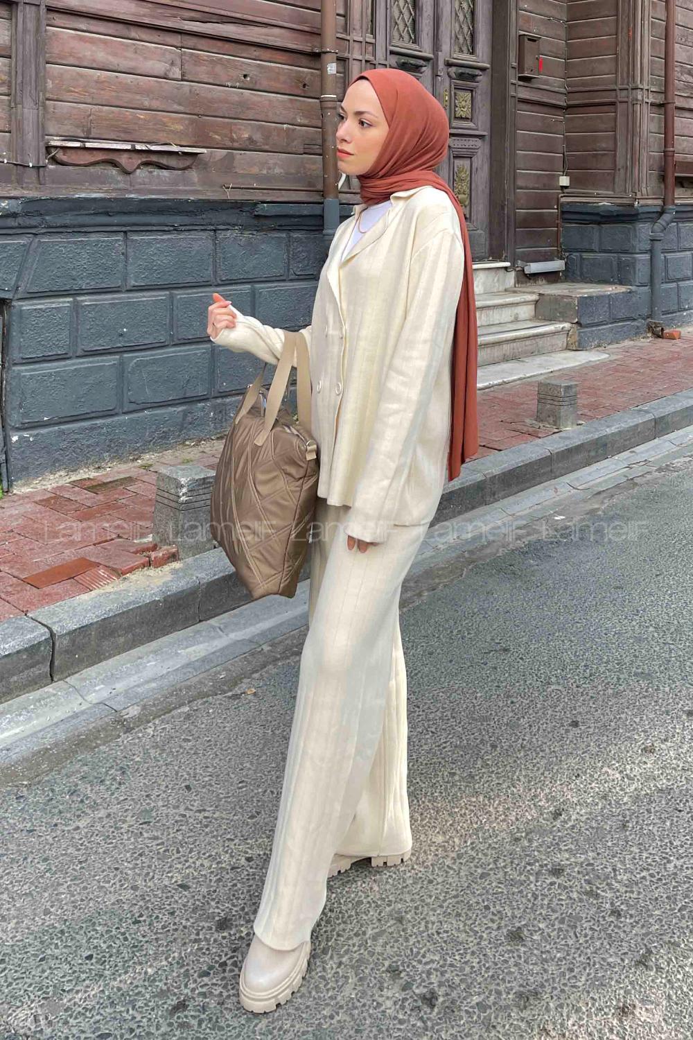 Lamelif  Ceketli Triko Takım Ekru