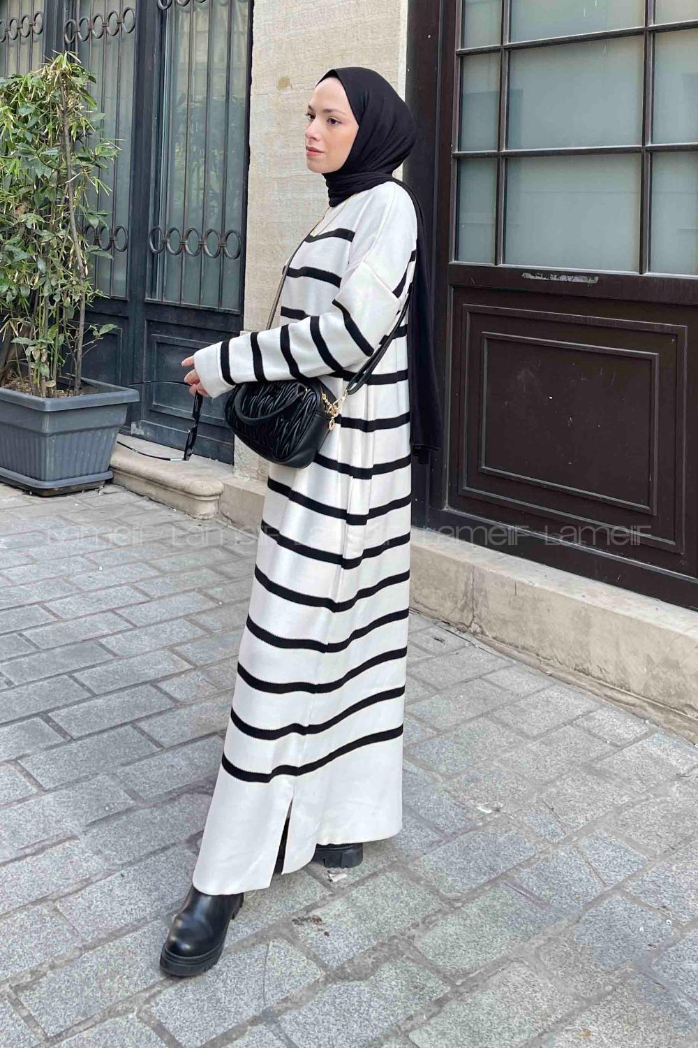 Lamelif Çizgi Detaylı Triko Tesettür Elbise Ekru