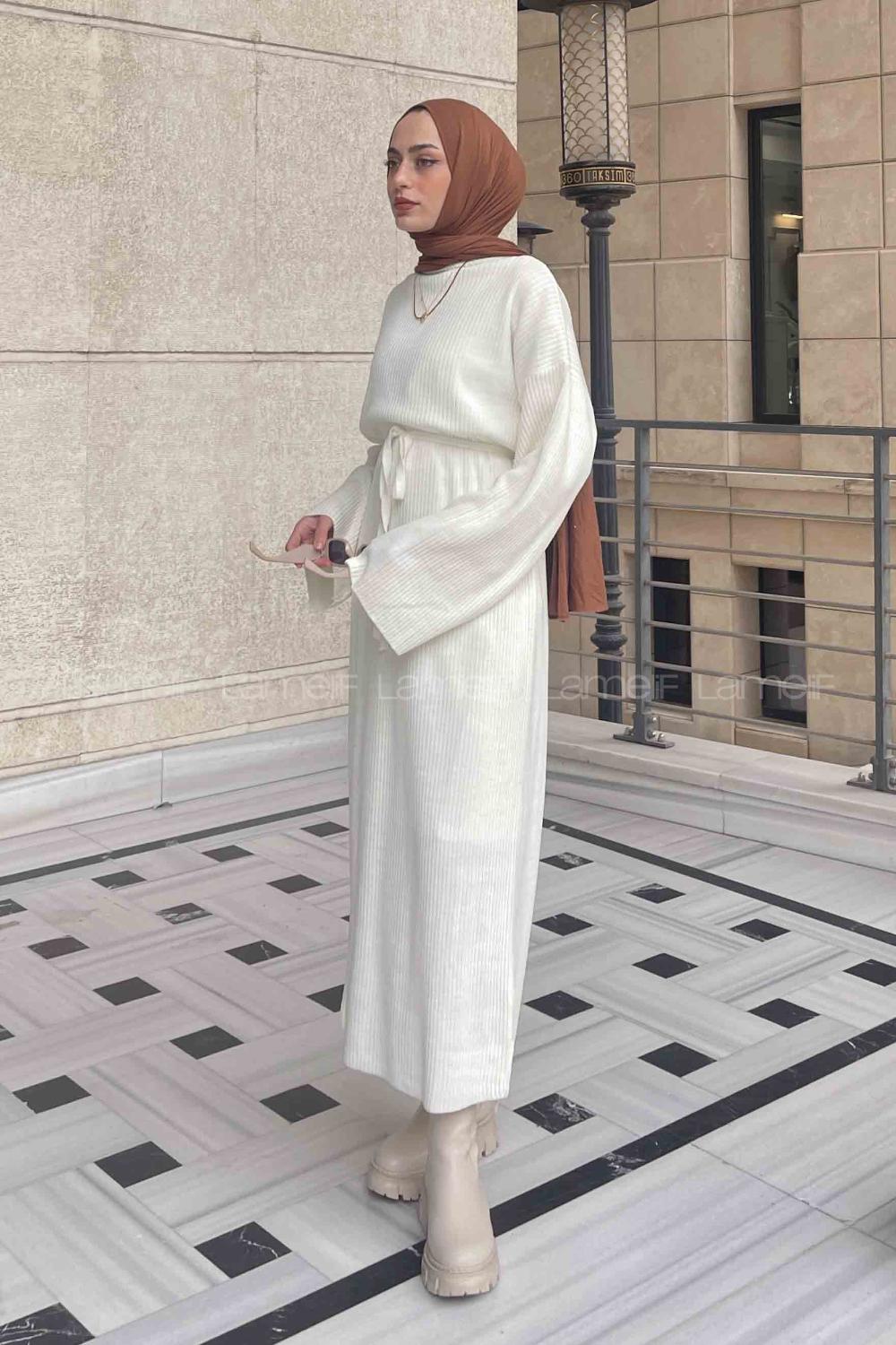 Lamelif Yarasa Kol Triko Tesettür Elbise Ekru