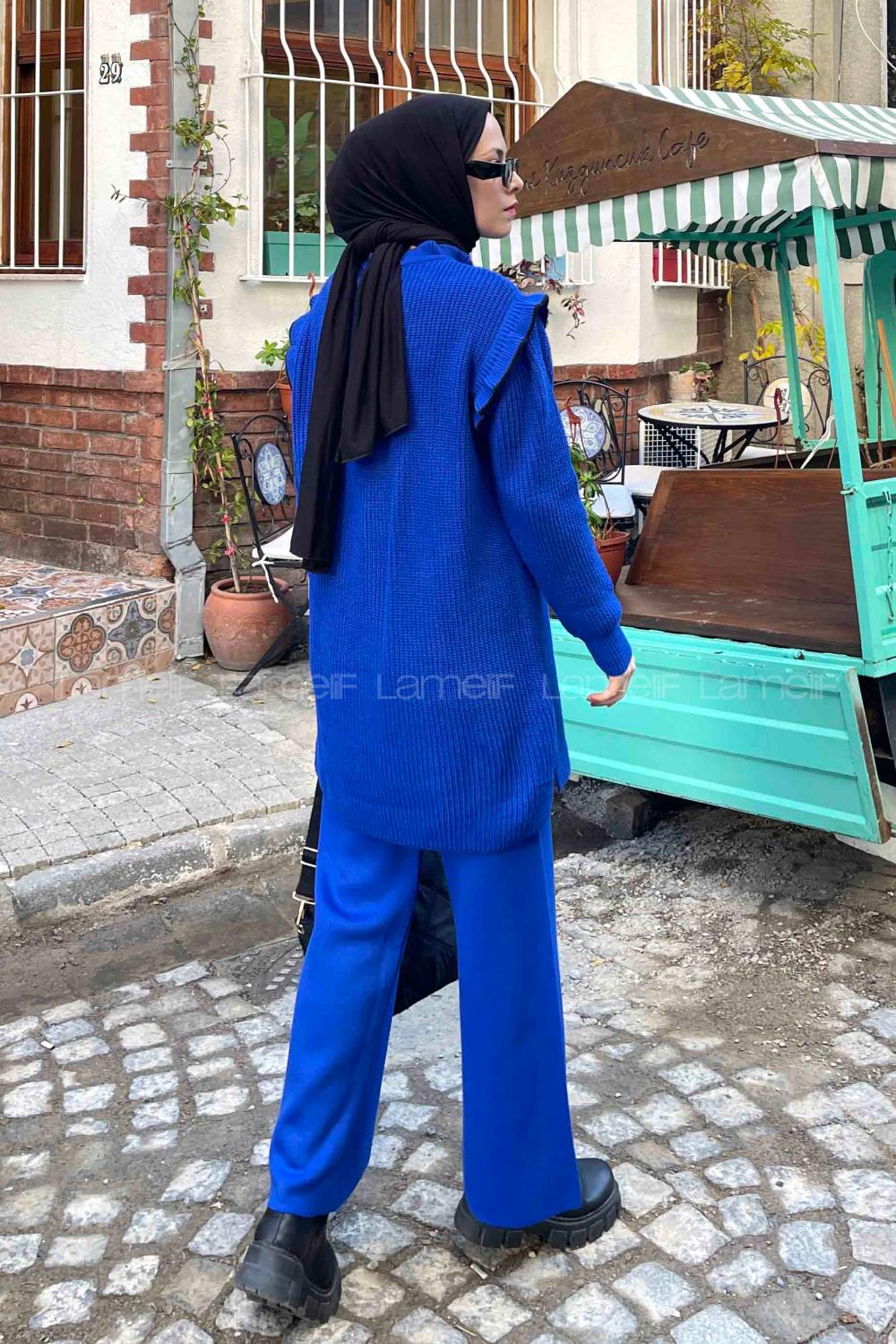 Saxe Mock Turtle Neck Long Arm Without Accessories Knitwear Regular Trousers Comfortable Suit