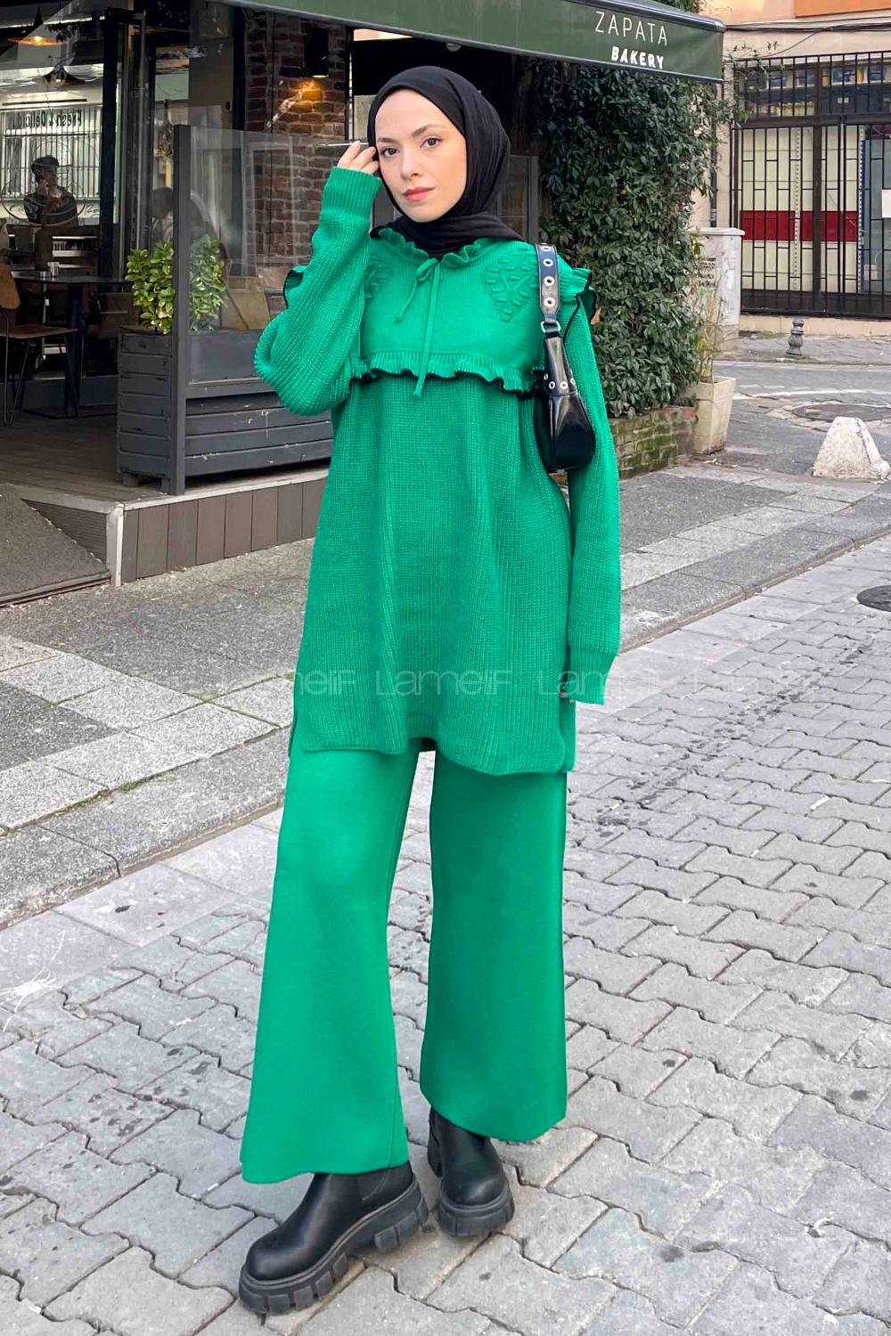 Green Mock Turtle Neck Long Arm Without Accessories Knitwear Regular Trousers Comfortable Suit