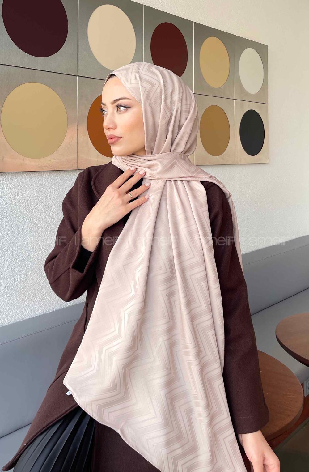 Lamelif Zikzak Desen Jakar Serisi Şal Vizon