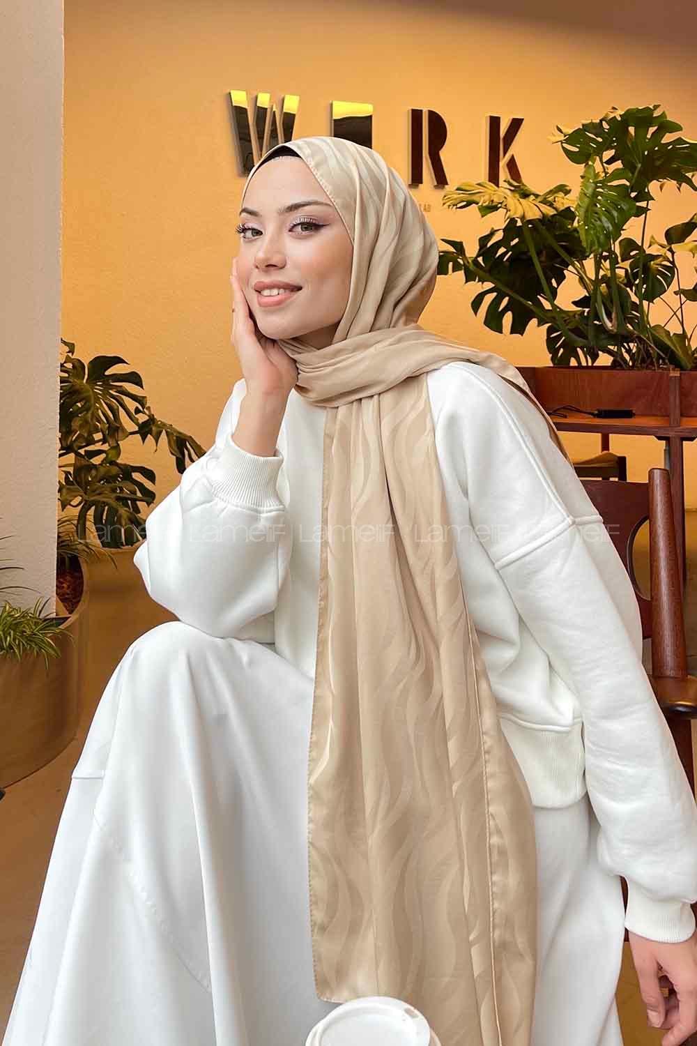 Lamelif Shine Desen Jakar Serisi Şal Bej