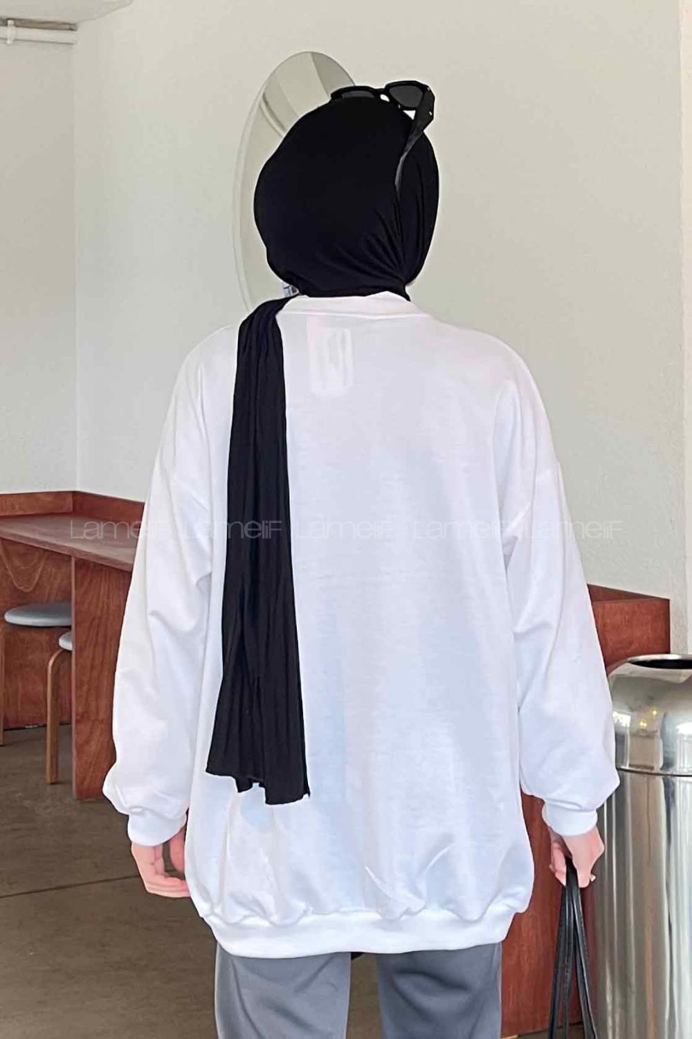 White Medium Crew Neck Long Arm Printed Sweatshirt