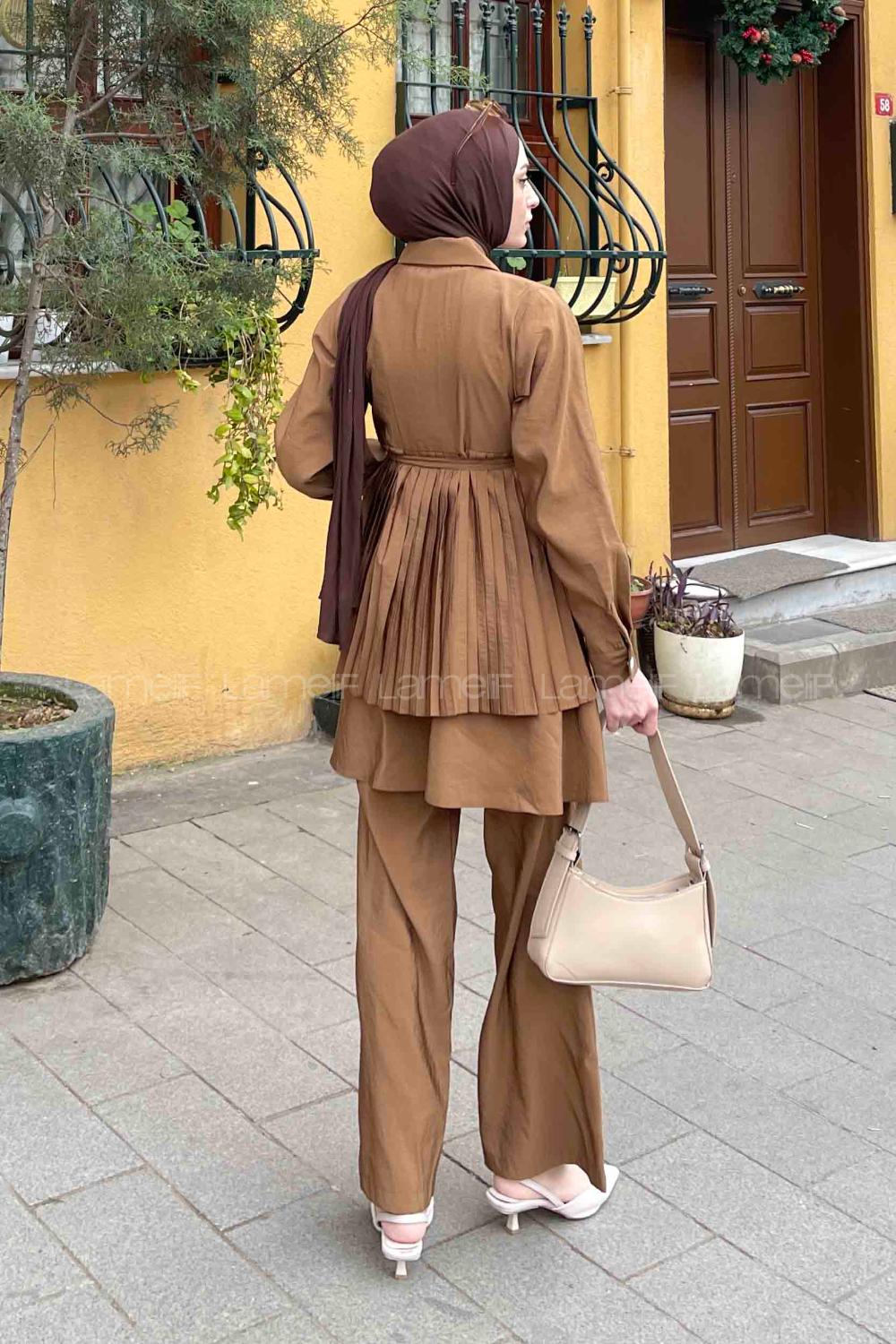 Lamelif Pileli İkili Takım Kahverengi