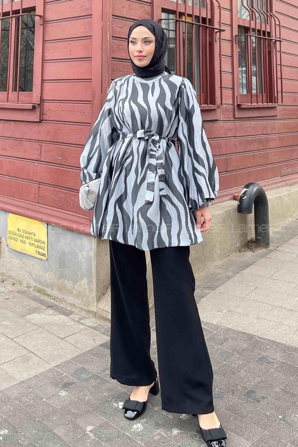 Lamelif Zebra Desen Balon Kol Tunik Takım Siyah