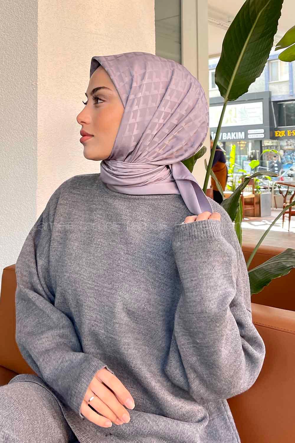 Lamelif Geometrik Desen Jakar Eşarp Gri