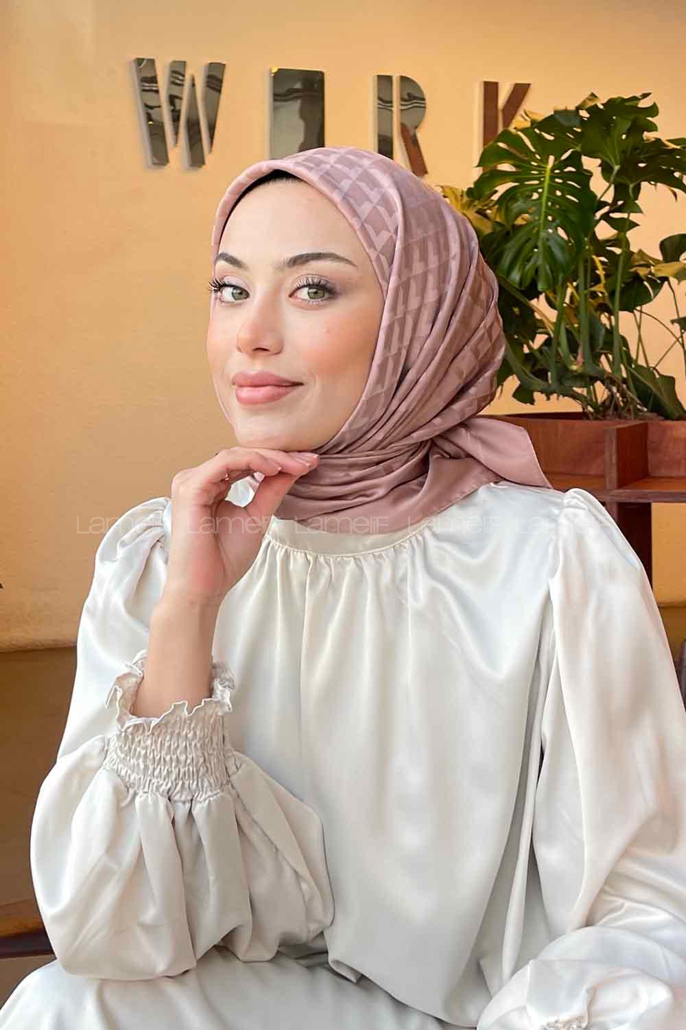 Lamelif Geometrik Desen Jakar Eşarp Soft Pudra