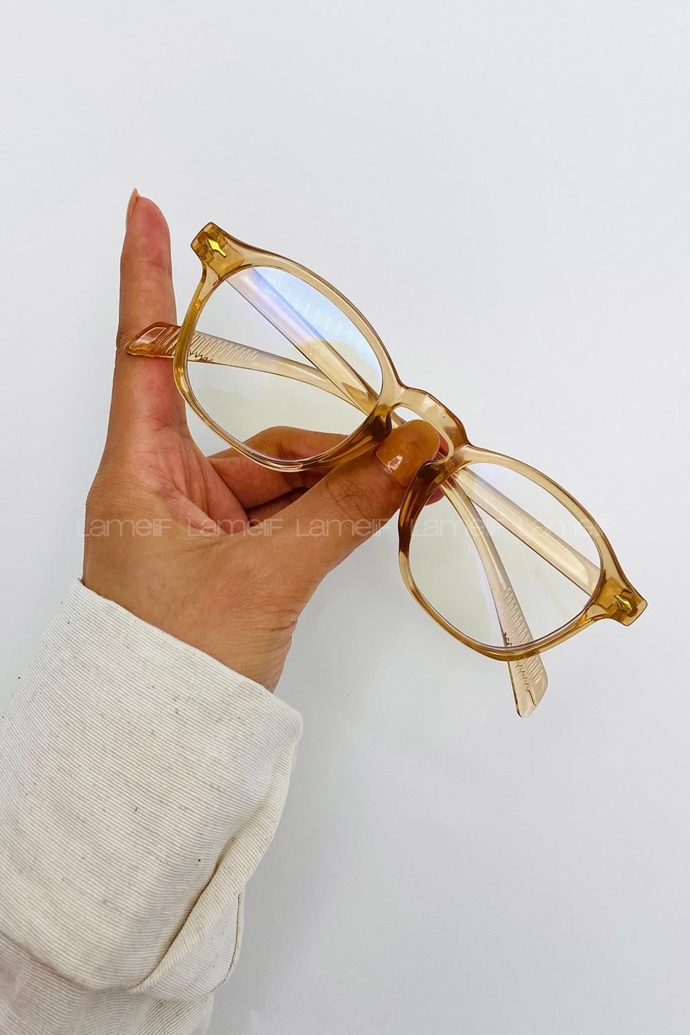 Brown With Milk Glasses