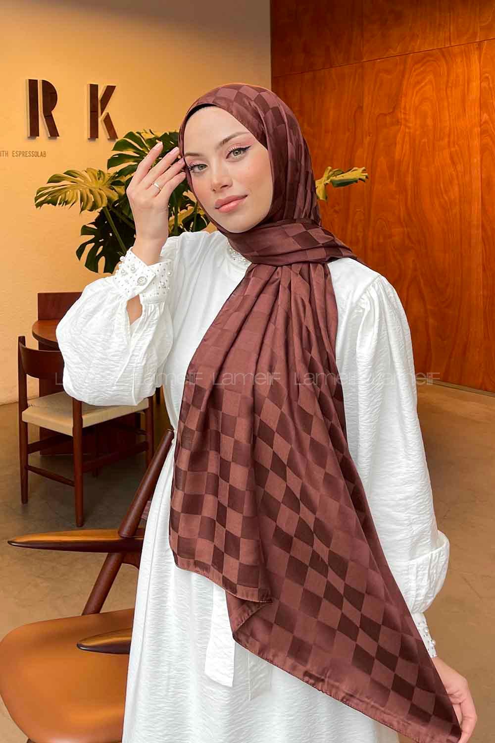 Lamelif Dama Desen Jakar Şal Çikolata Kahve